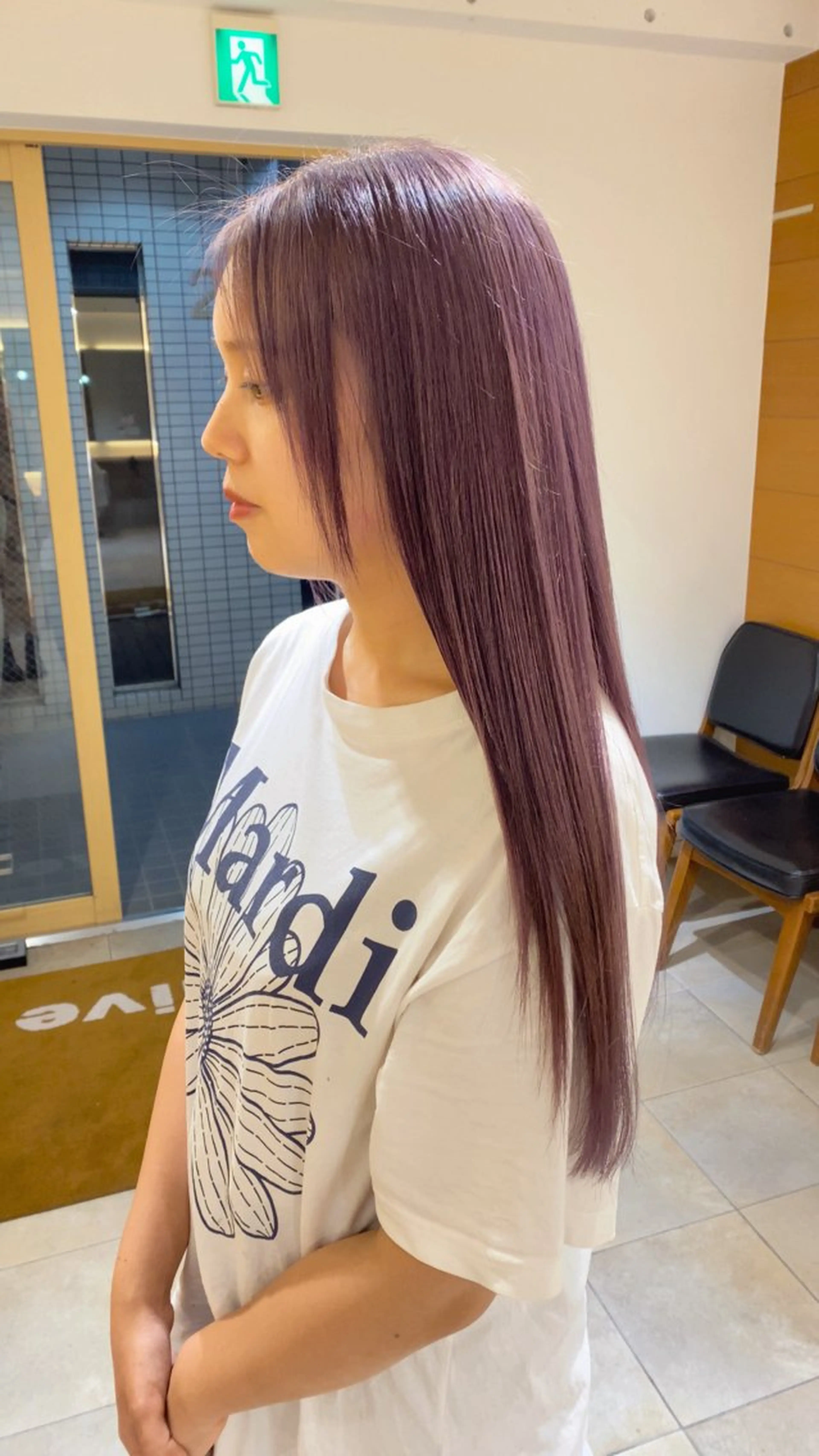 ロング ヘアカラー 谷川 あかりのヘアスタイル