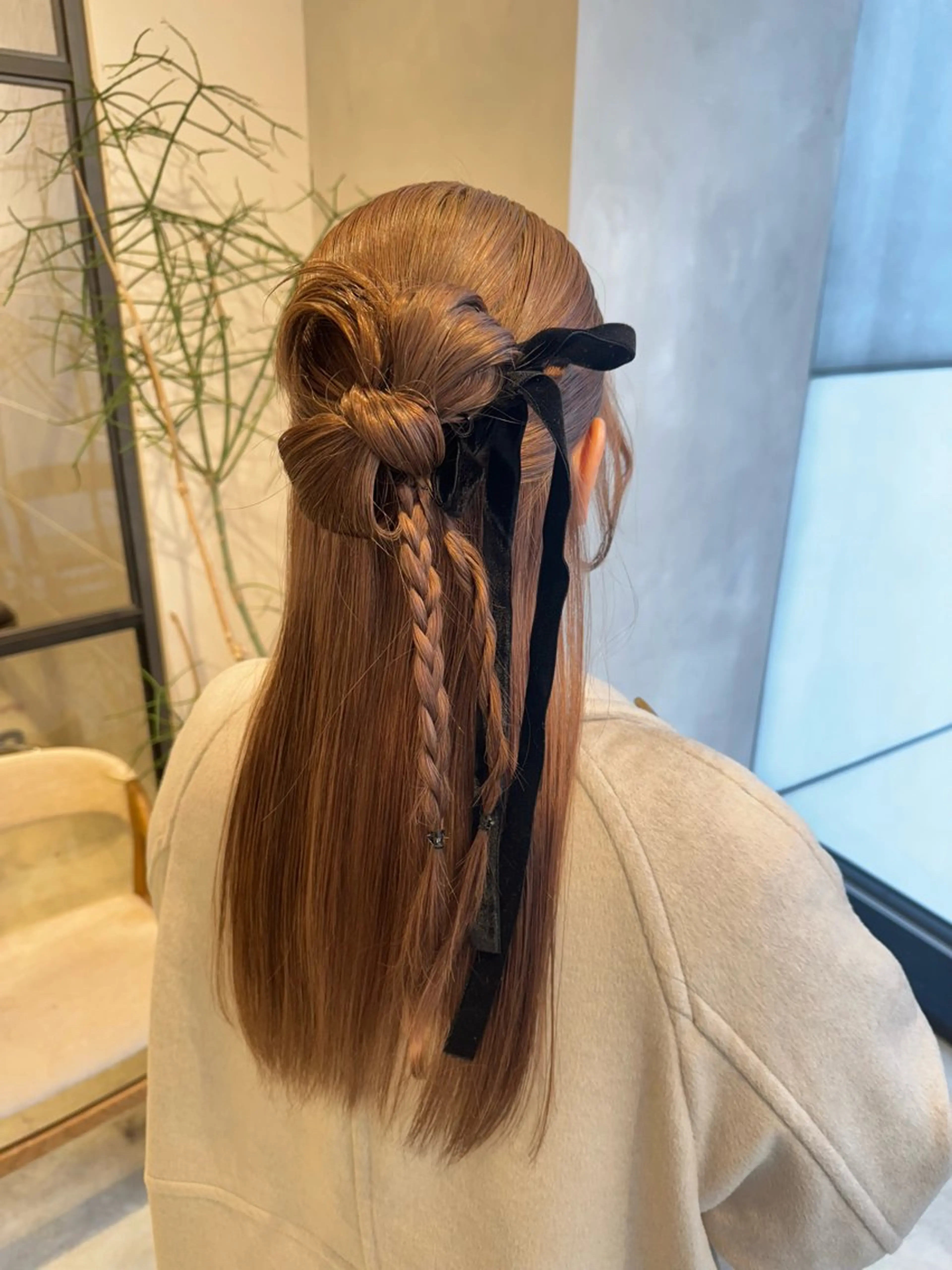 ヘアアレンジ ハーフアップ カット ヘアセット 透明感カラー✨艶髪 制作🌱山根あゆみのヘアスタイル