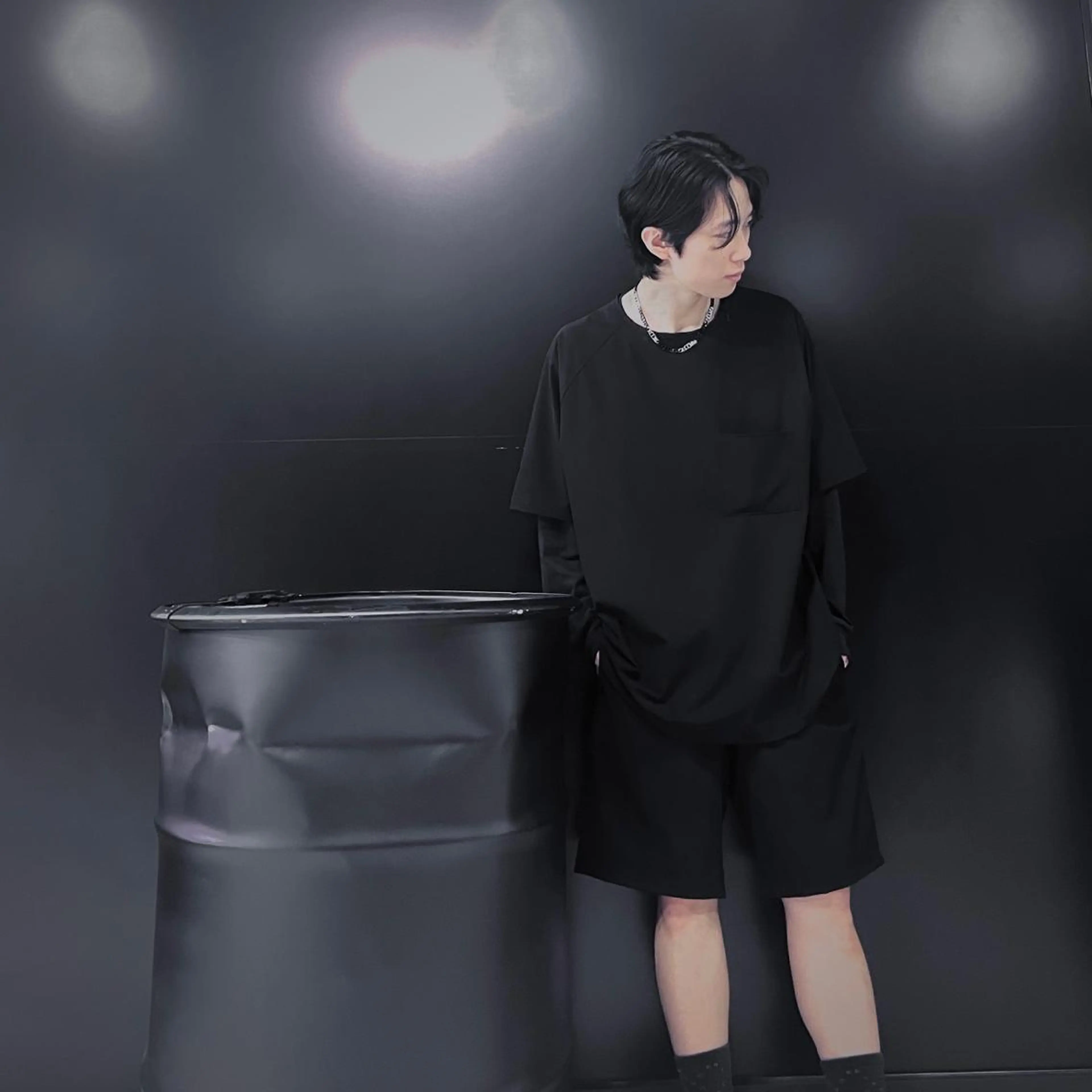 ミディアム パーマ メンズ ミディアムパーマ メンズブリーチ ビジネス センターパート ダウンパーマ メンズサロン【owl 心斎橋】難波/アメ村のヘアスタイル