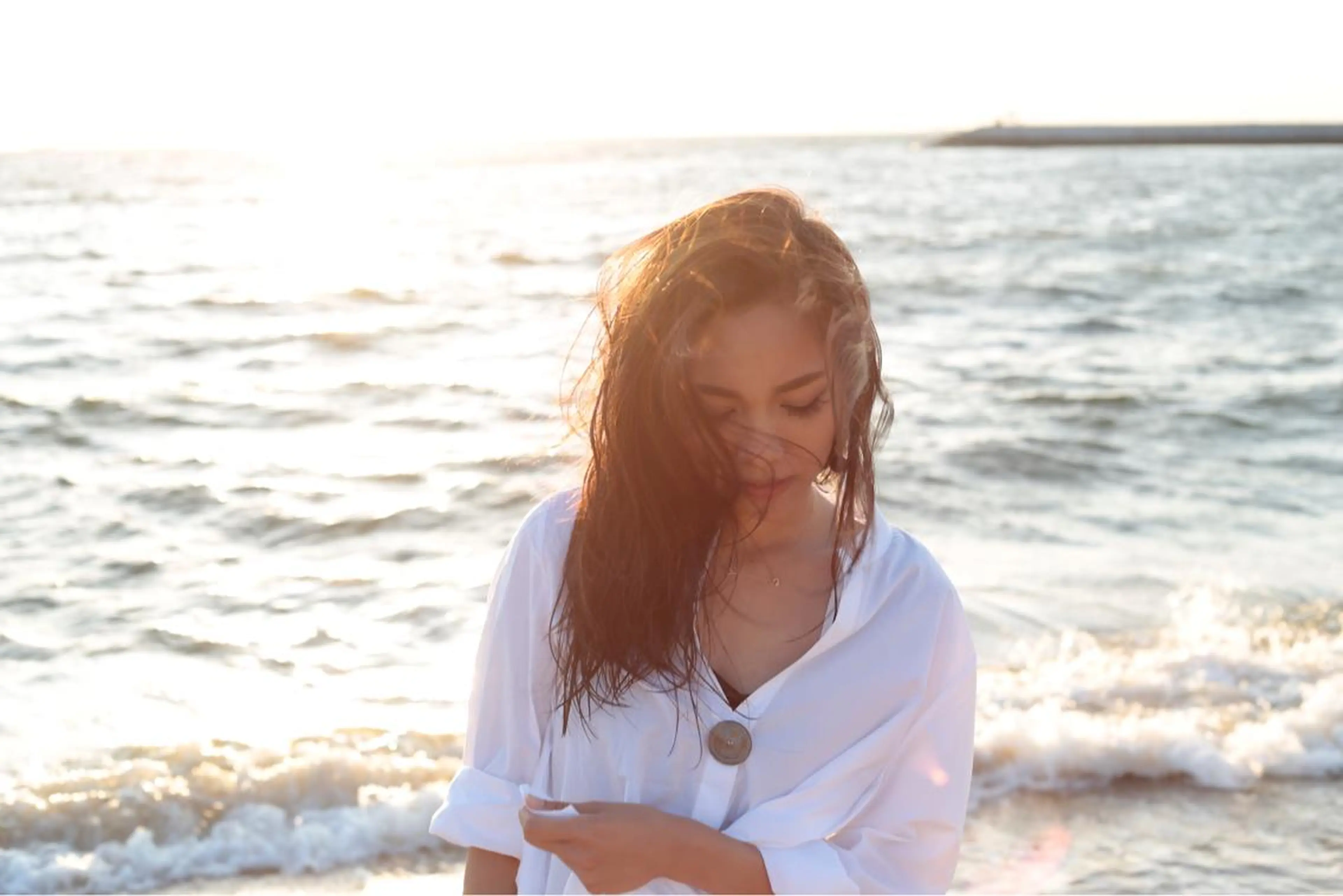 ロング かきあげバング ハイトーン/レイヤー /ケアブリーチ石川治のヘアスタイル