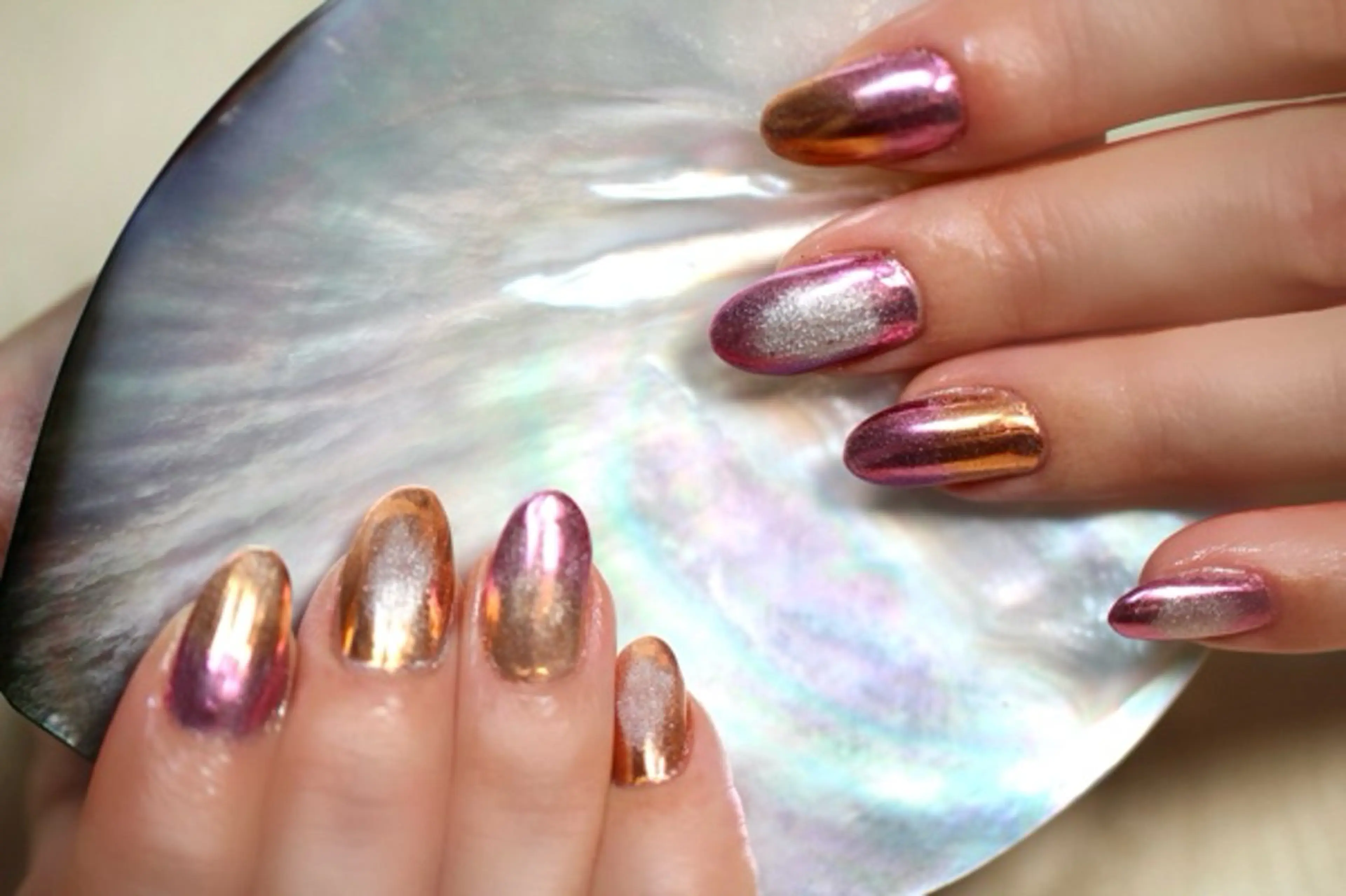 ネイル アートネイル ジェルネイル マグネットネイル ミラーネイル ママリンド　志村坂上店所属・しみ えんのネイルデザイン