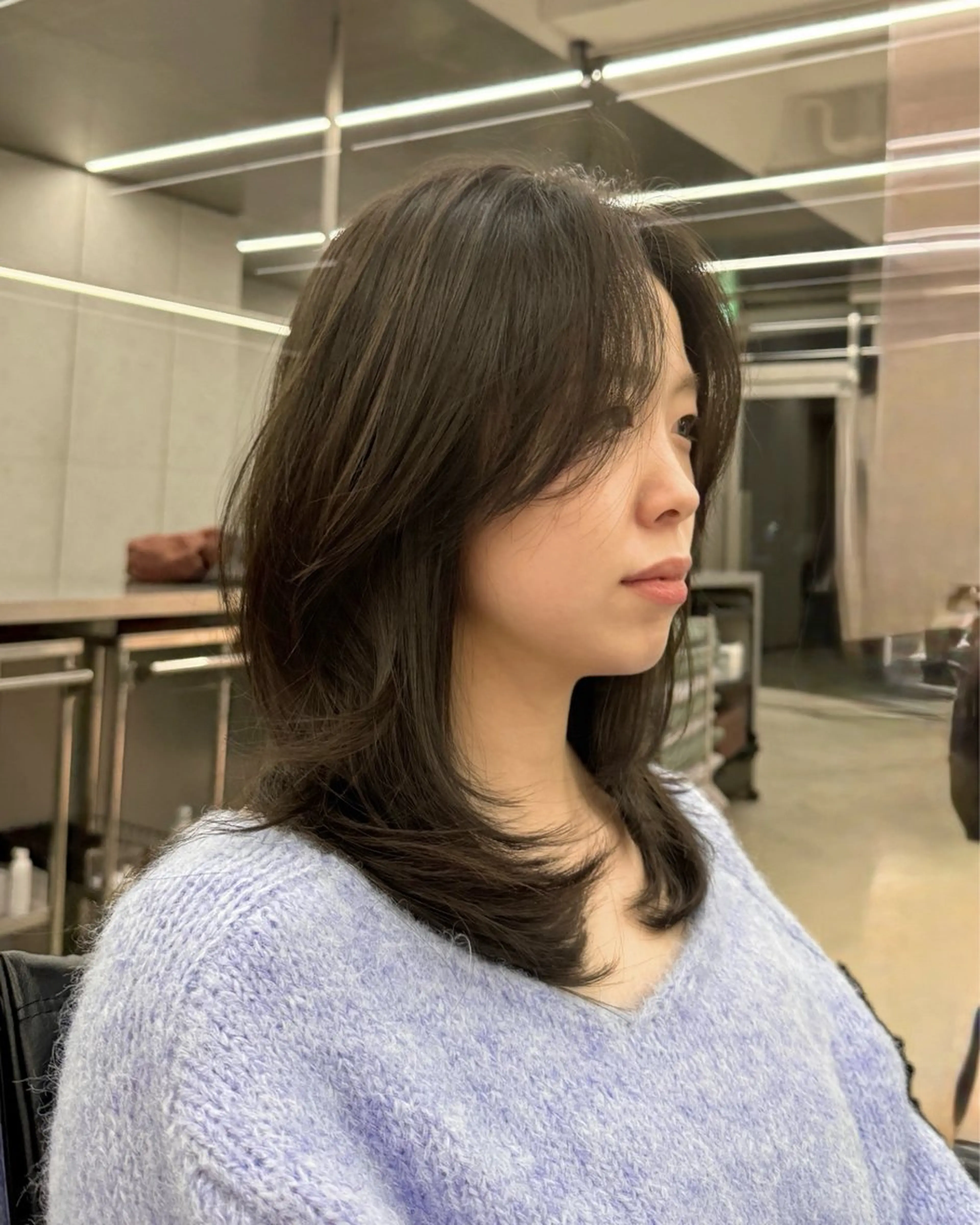 ミディアム カット ヘアカラー ITSUKI/ 海外×韓国レイヤーのヘアスタイル