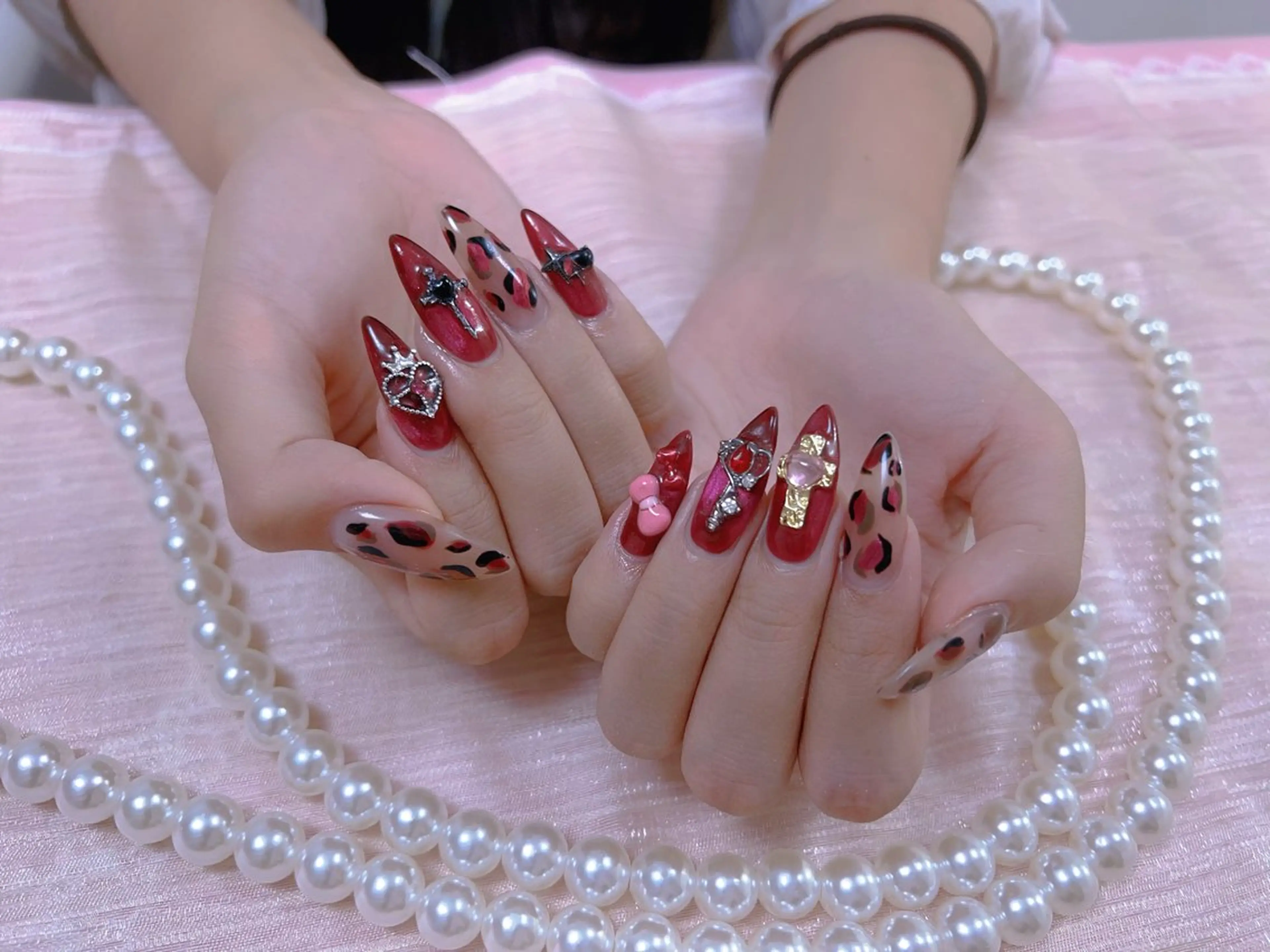 ネイル はぴねす所属・横浜 美夢のネイルデザイン