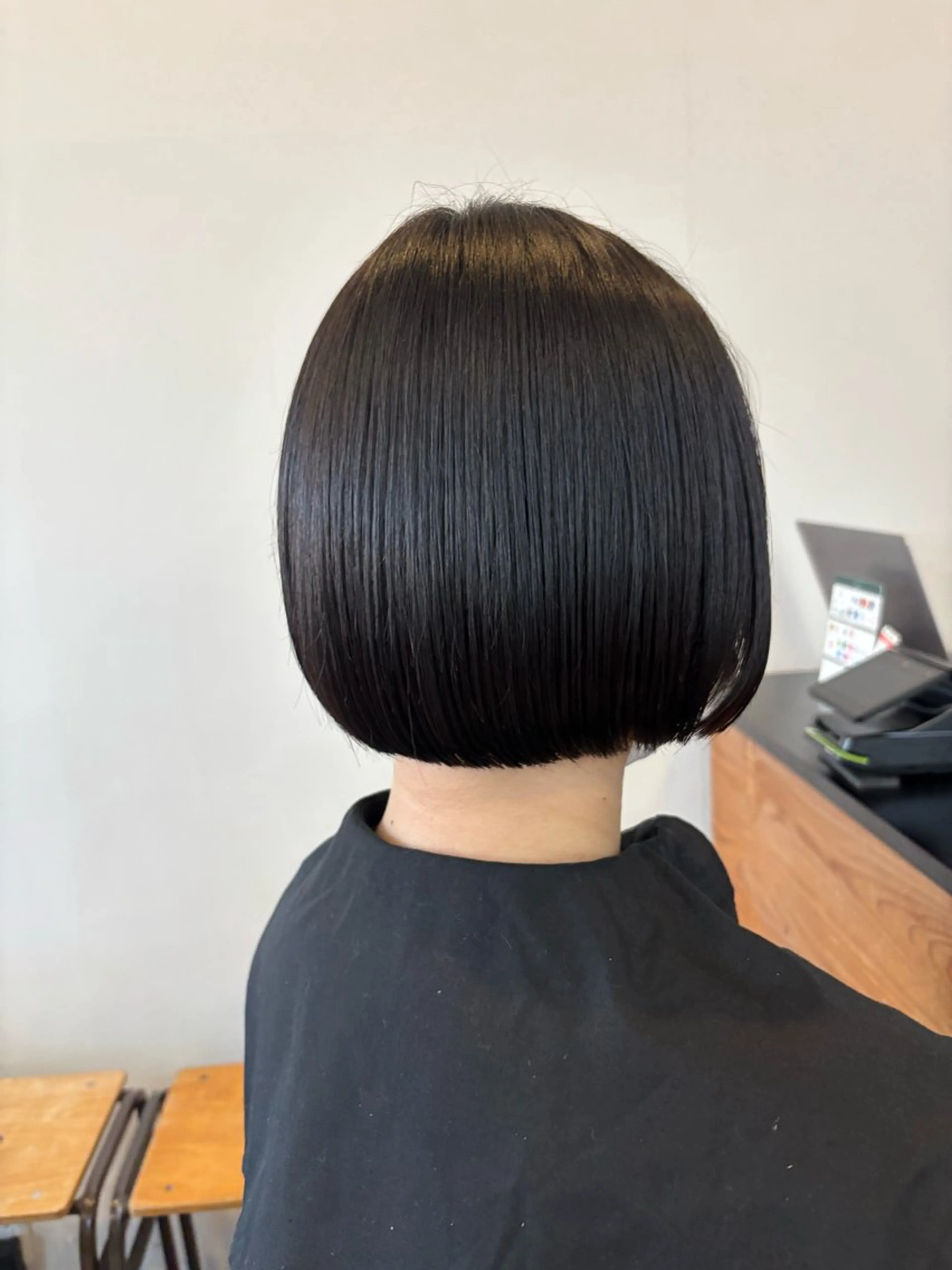 ショート ボブ カット plus HAIR いずみのヘアスタイル