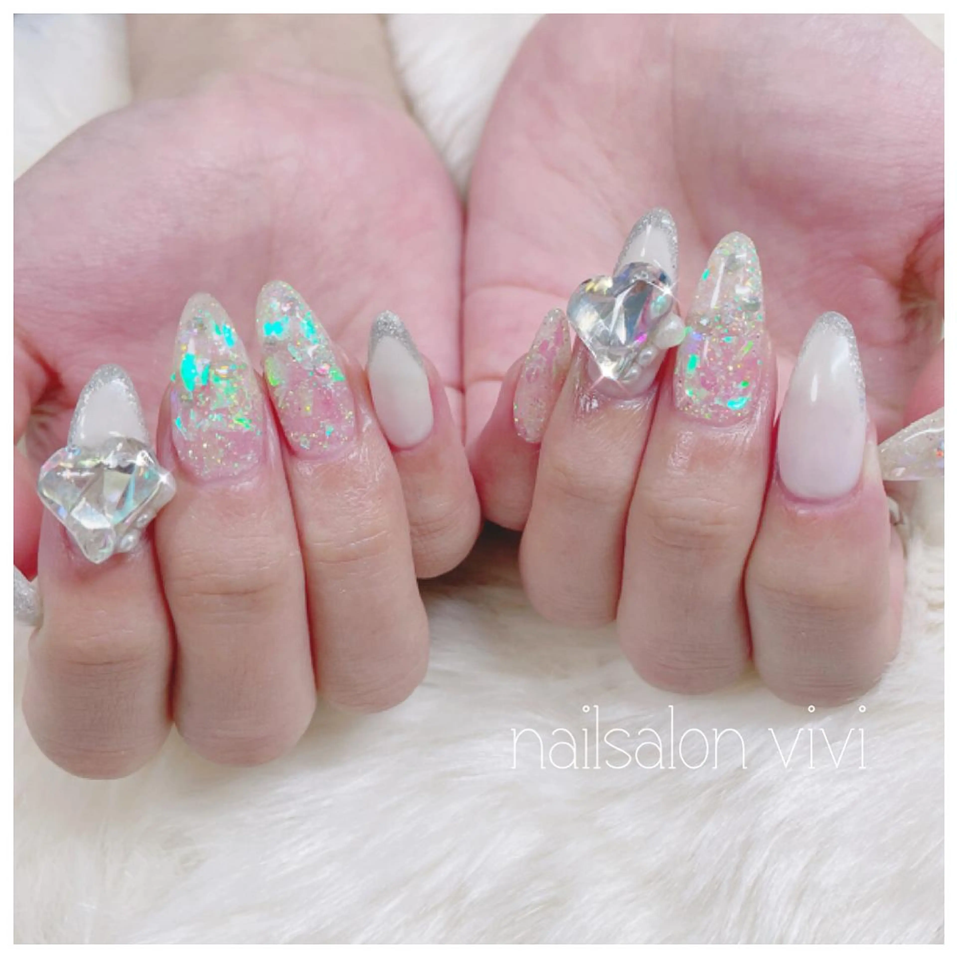 ネイル ＶＩＶＩ nailsalonのネイルデザイン