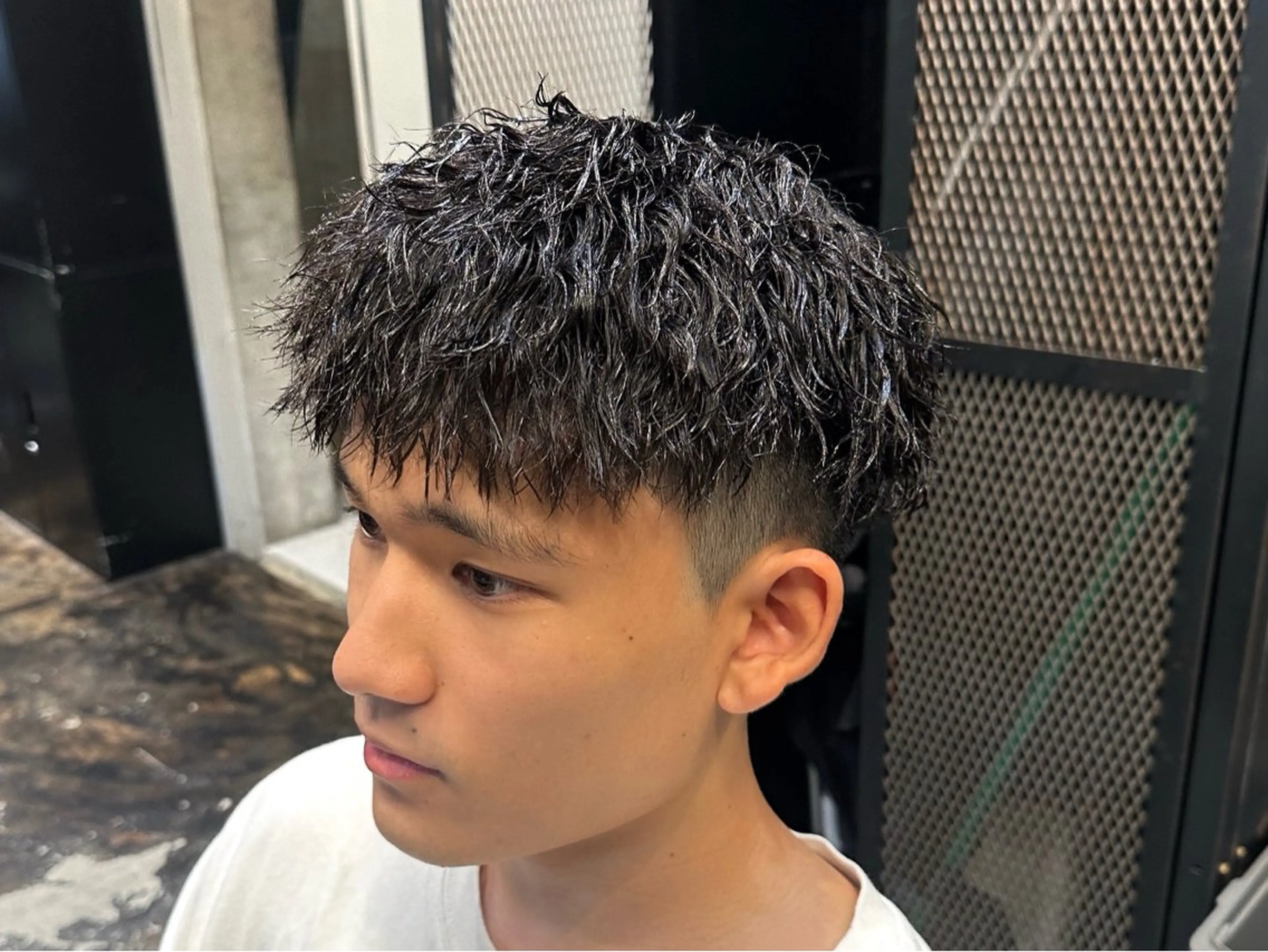 ショート パーマ メンズ メンズパーマ メンズツイストパーマ ツイストパーマ カット パーマ トリートメント ツイスパ/メンズ パーマ/歩夢のヘアスタイル