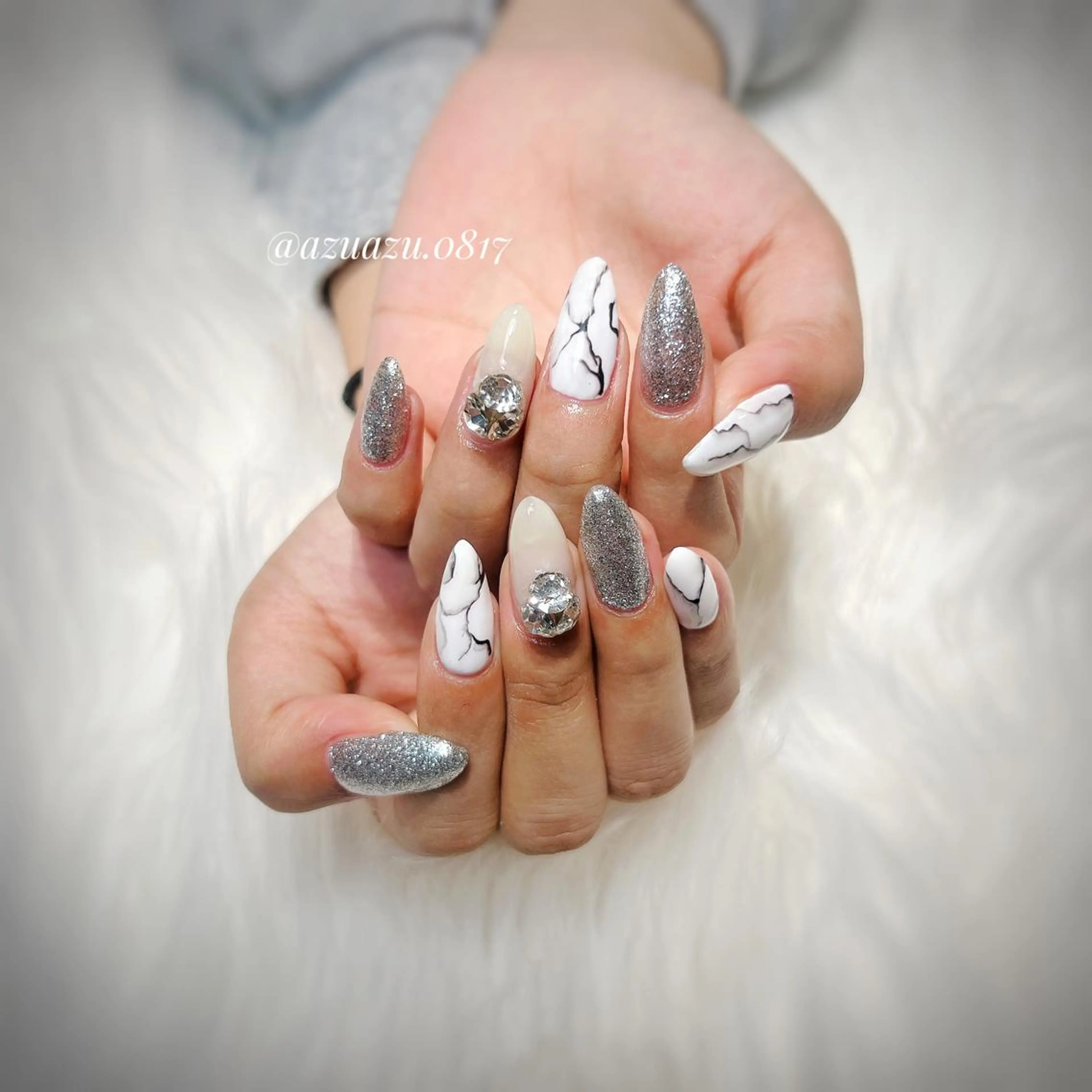 ネイル ジェルネイル ハンドネイル hair&nail ROOTS所属・ﾍｱﾒｲｸ&ﾈｲﾙ ♥️Azuのネイルデザイン