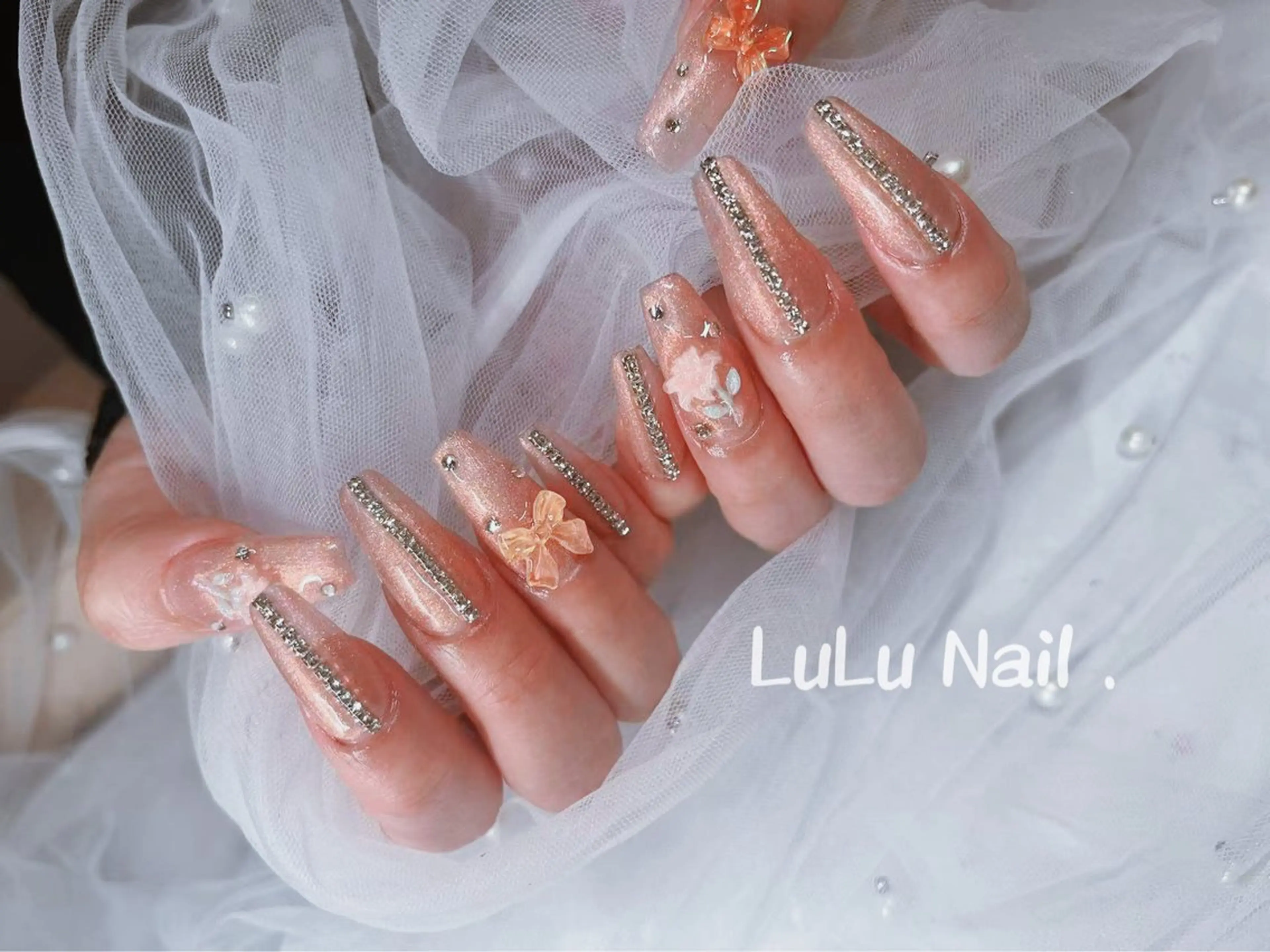 ネイル ハンドネイル LULU Nail  Salon 新宿所属・LU LU NailSalonのネイルデザイン