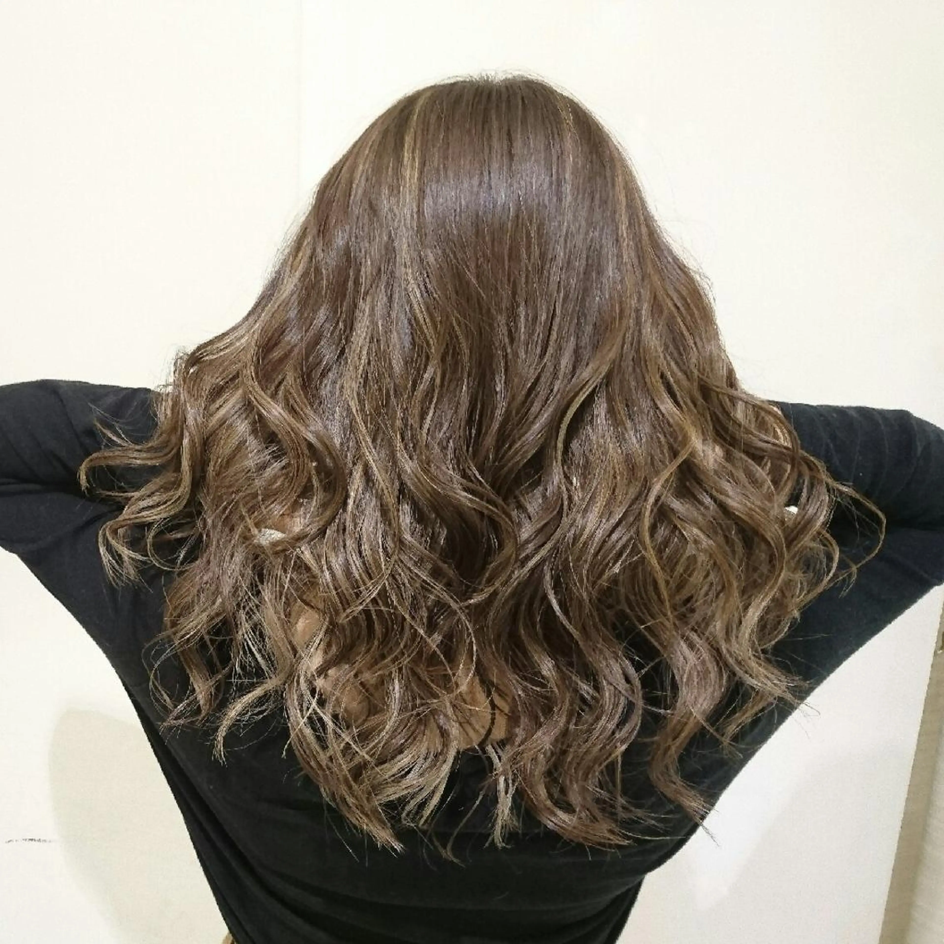 セミロング カラー 韓国カラーエクステ 👑代表渡部雅己👑のヘアスタイル