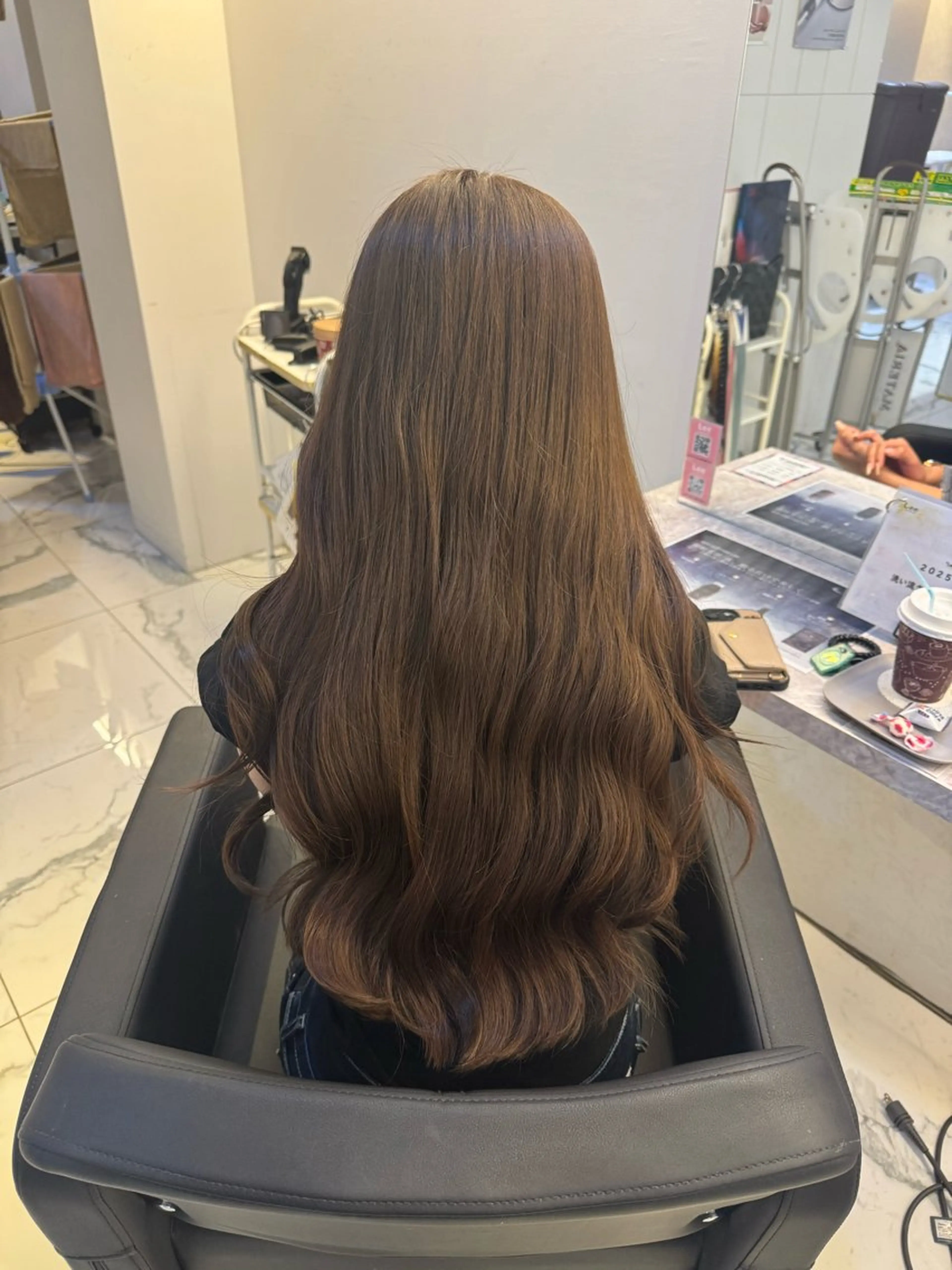 ロング カラー ヘアカラー Lee四ツ橋 Sakuraのヘアスタイル