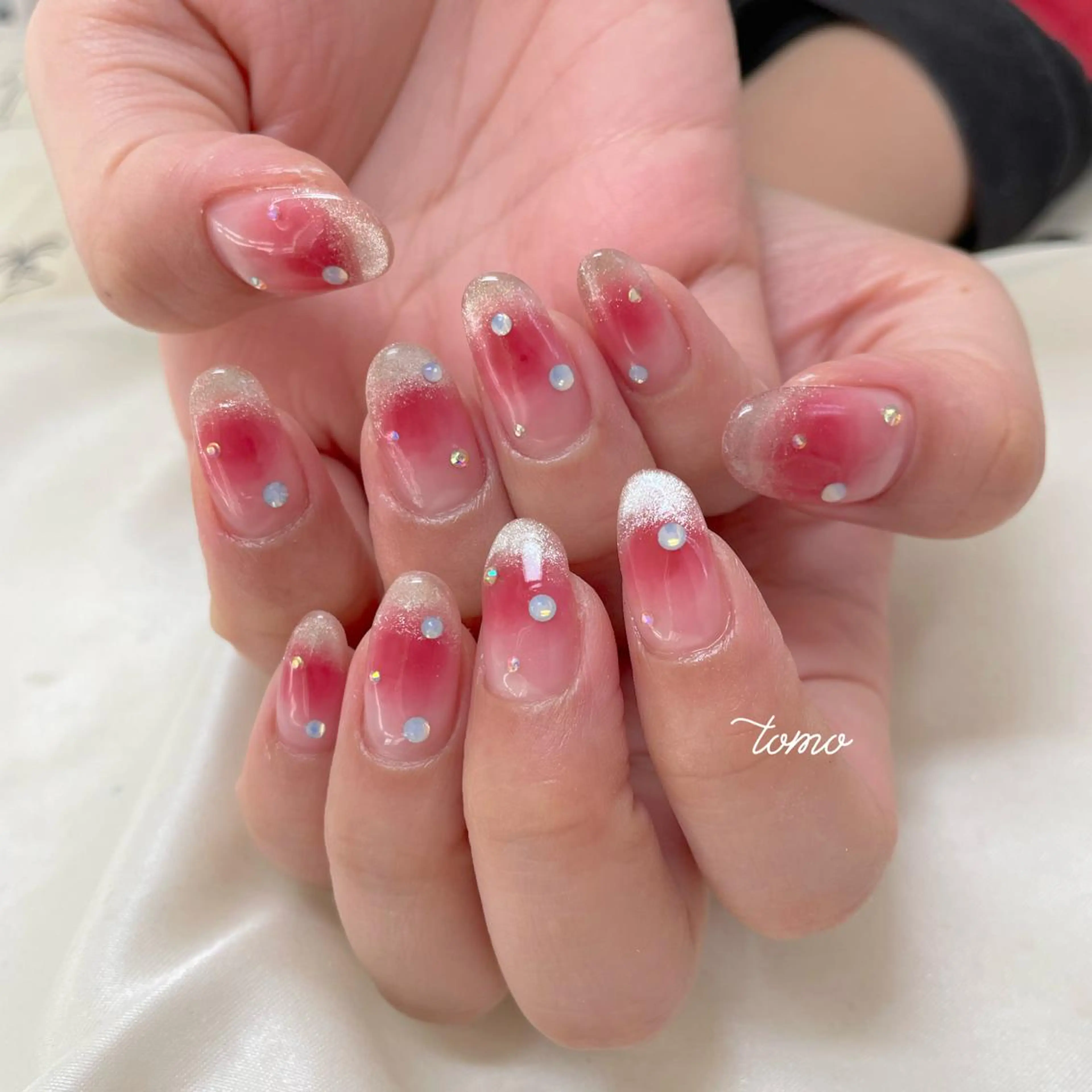 ネイル フレンチネイル マグネットネイル マグネットフレンチ ハンドネイル nailist TOMOのネイルデザイン