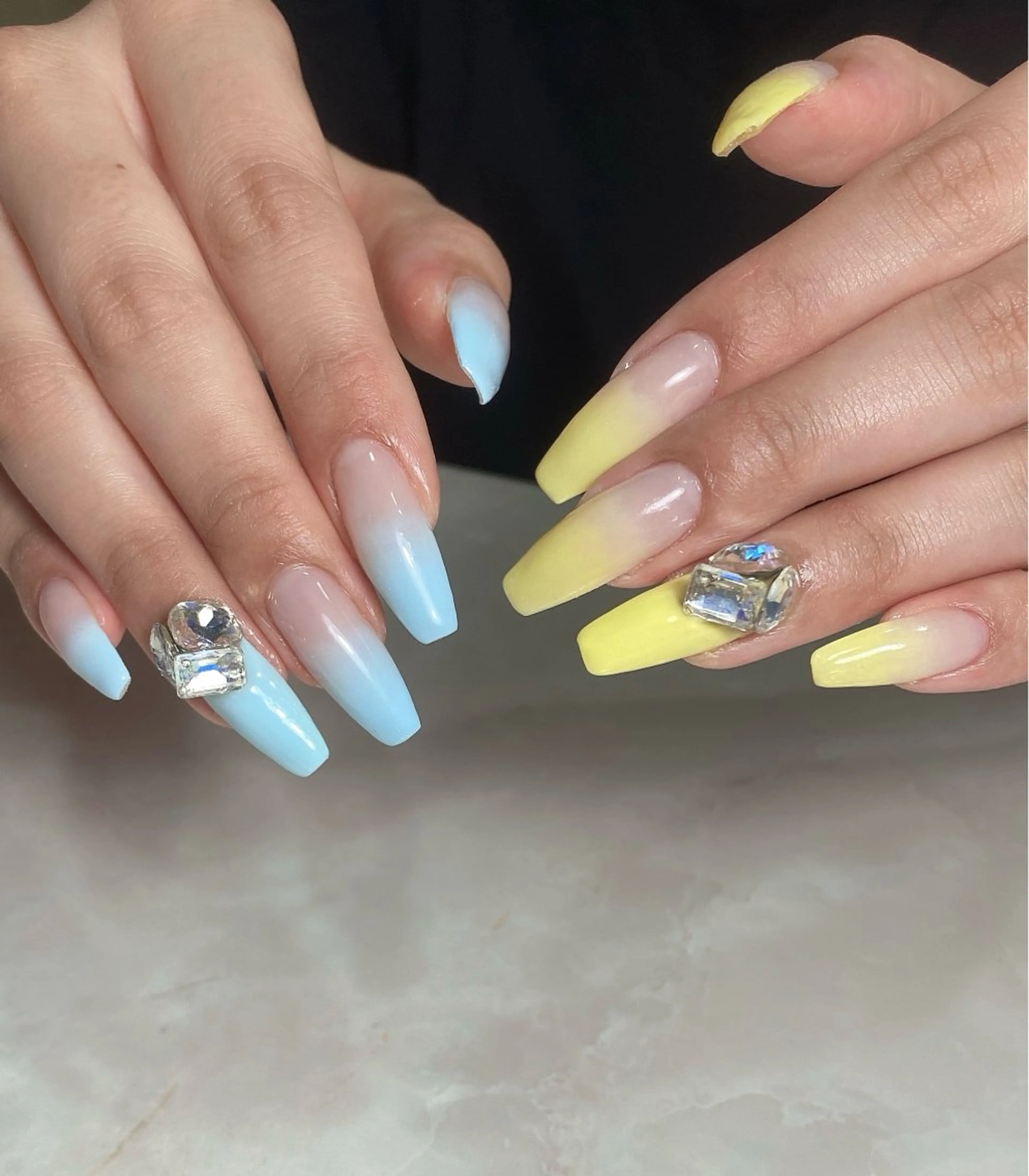 ネイル シンプルネイル ｉｎｇ .のネイルデザイン