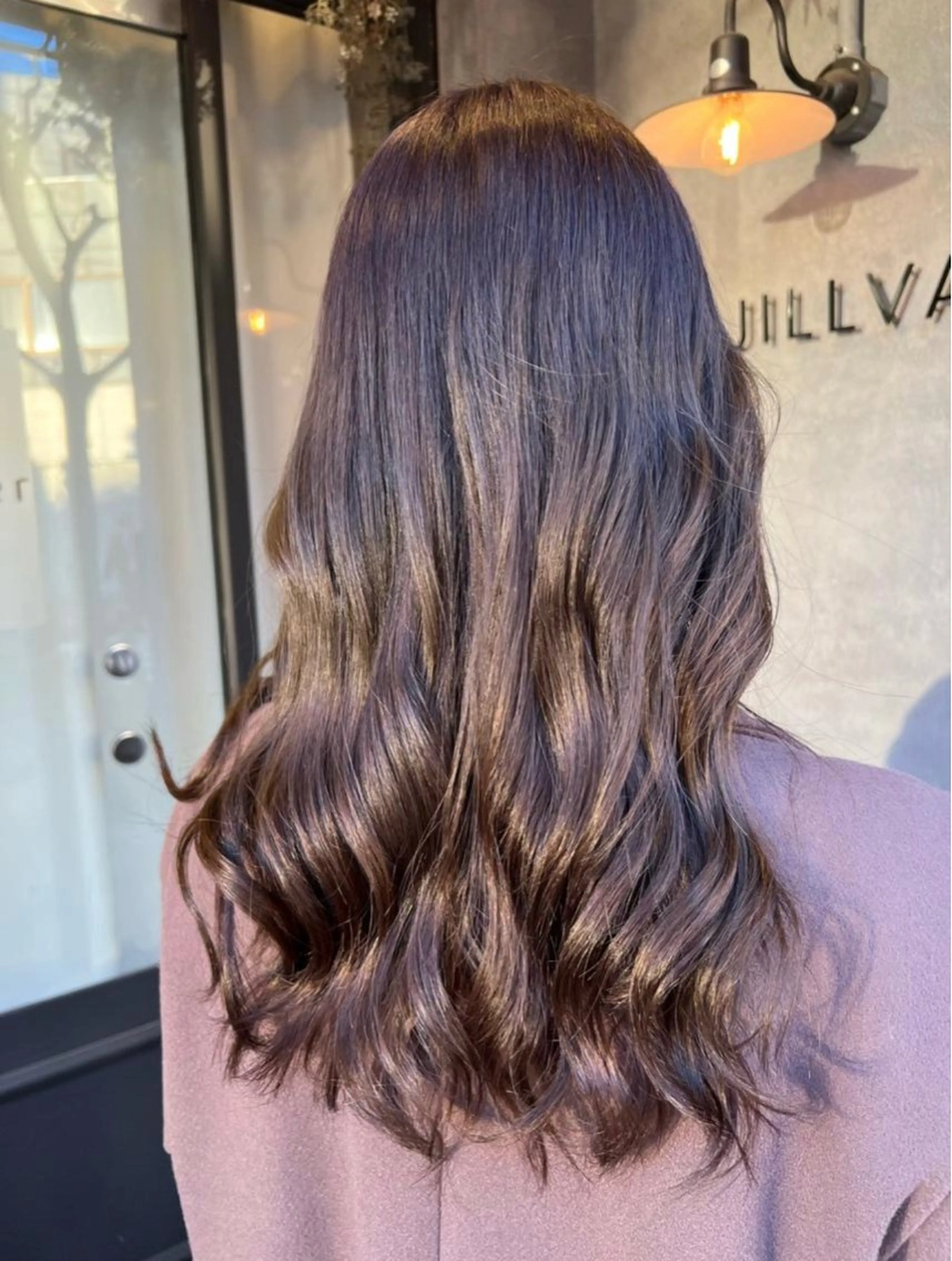 ロング カラー N°jillva 𝑘𝑎𝑟𝑖𝑛のヘアスタイル