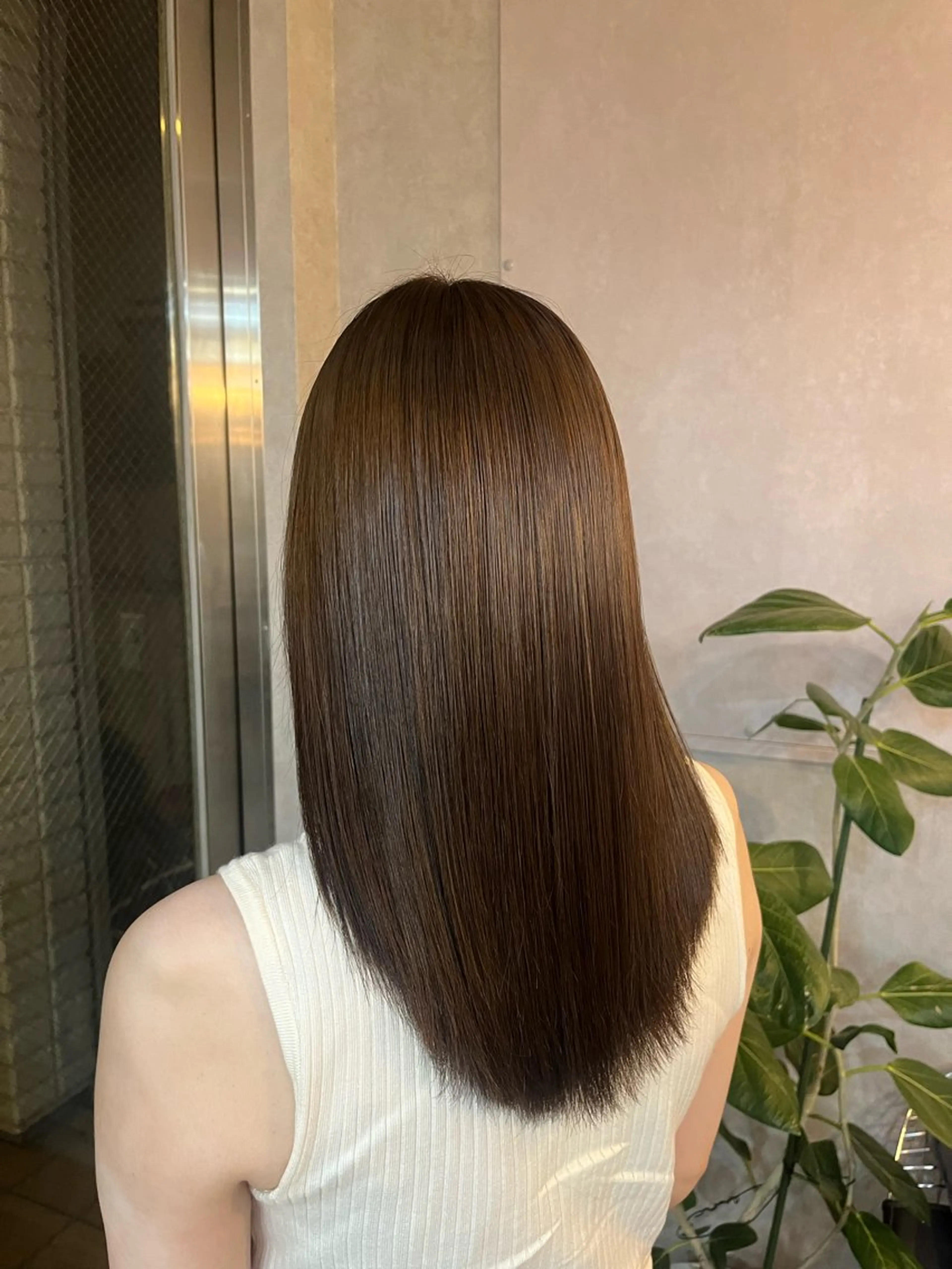 ミディアム ヘアカラー トリートメント ヘアセット ere 代々木公園所属・みほ/ニュアンス/ モード/艶カラーのヘアスタイル