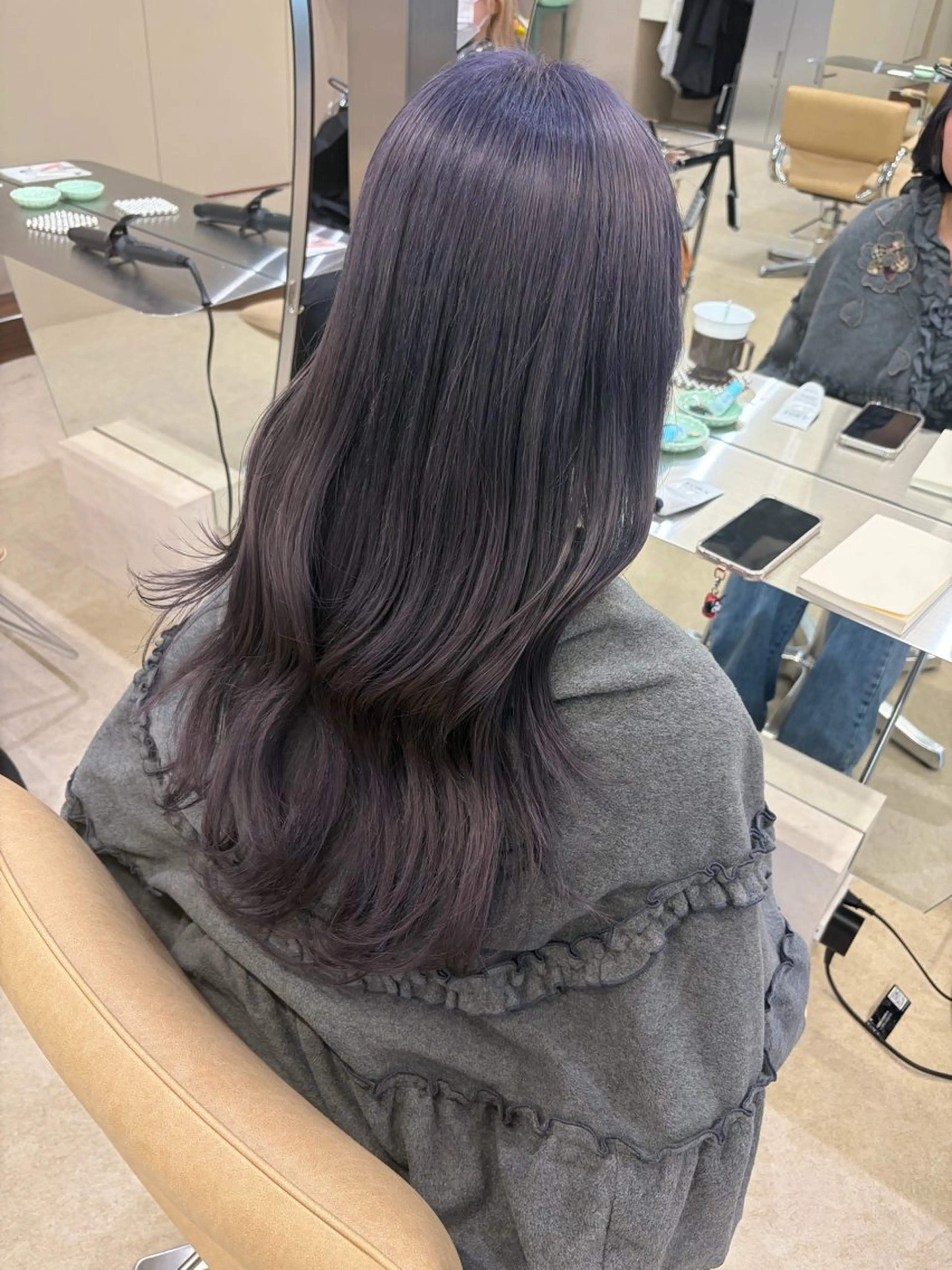 ロング ヘアカラー 💛艶感ハイトーン/ ブリーチ縮毛💛のヘアスタイル