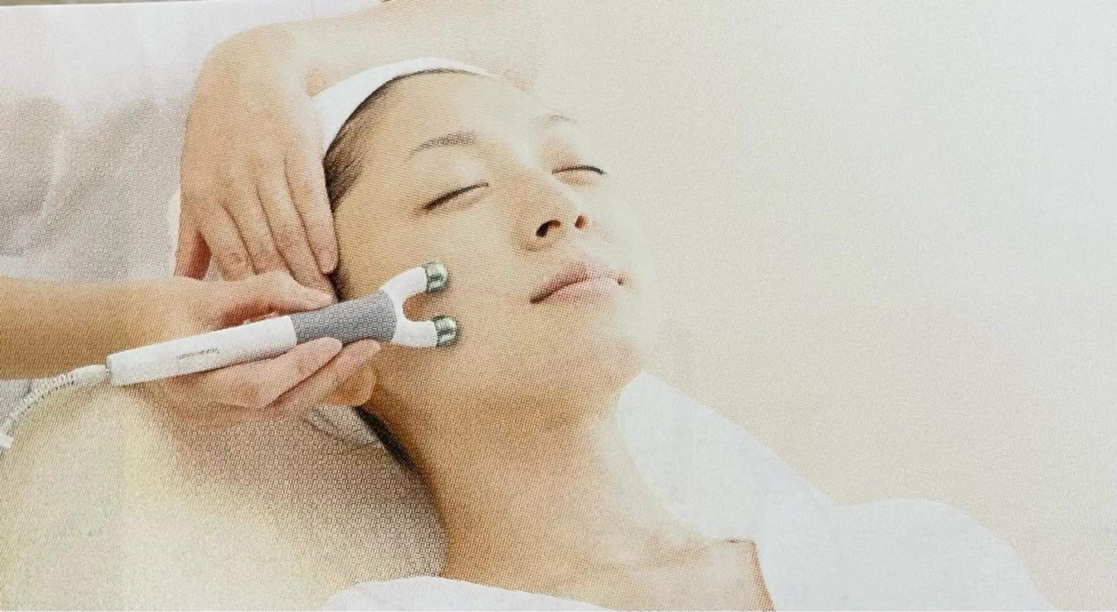 サファイアエステの写真