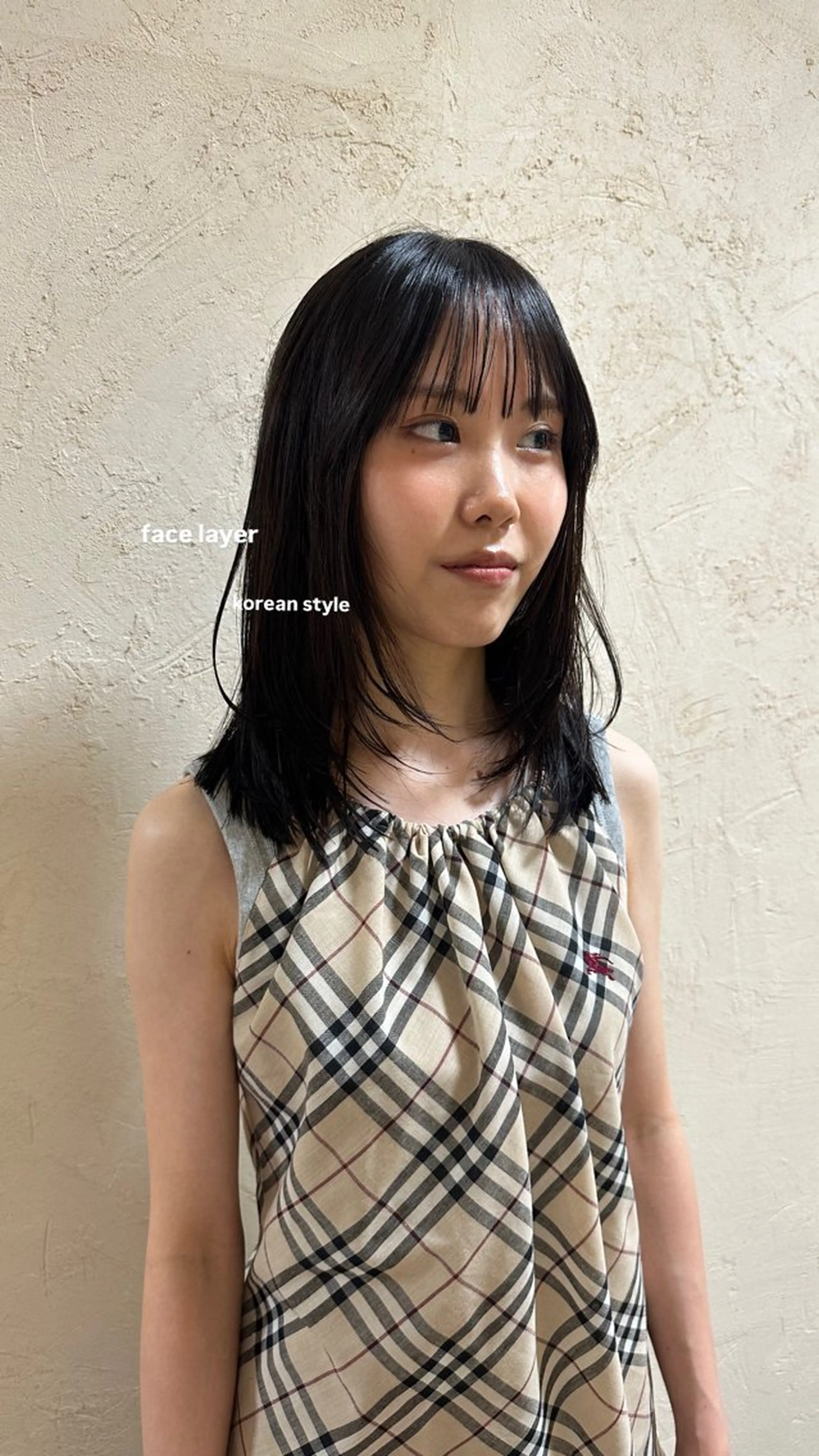 ミディアム v-lab studio所属・韓国レイヤーカット/ 艶カラー/ noaのヘアスタイル