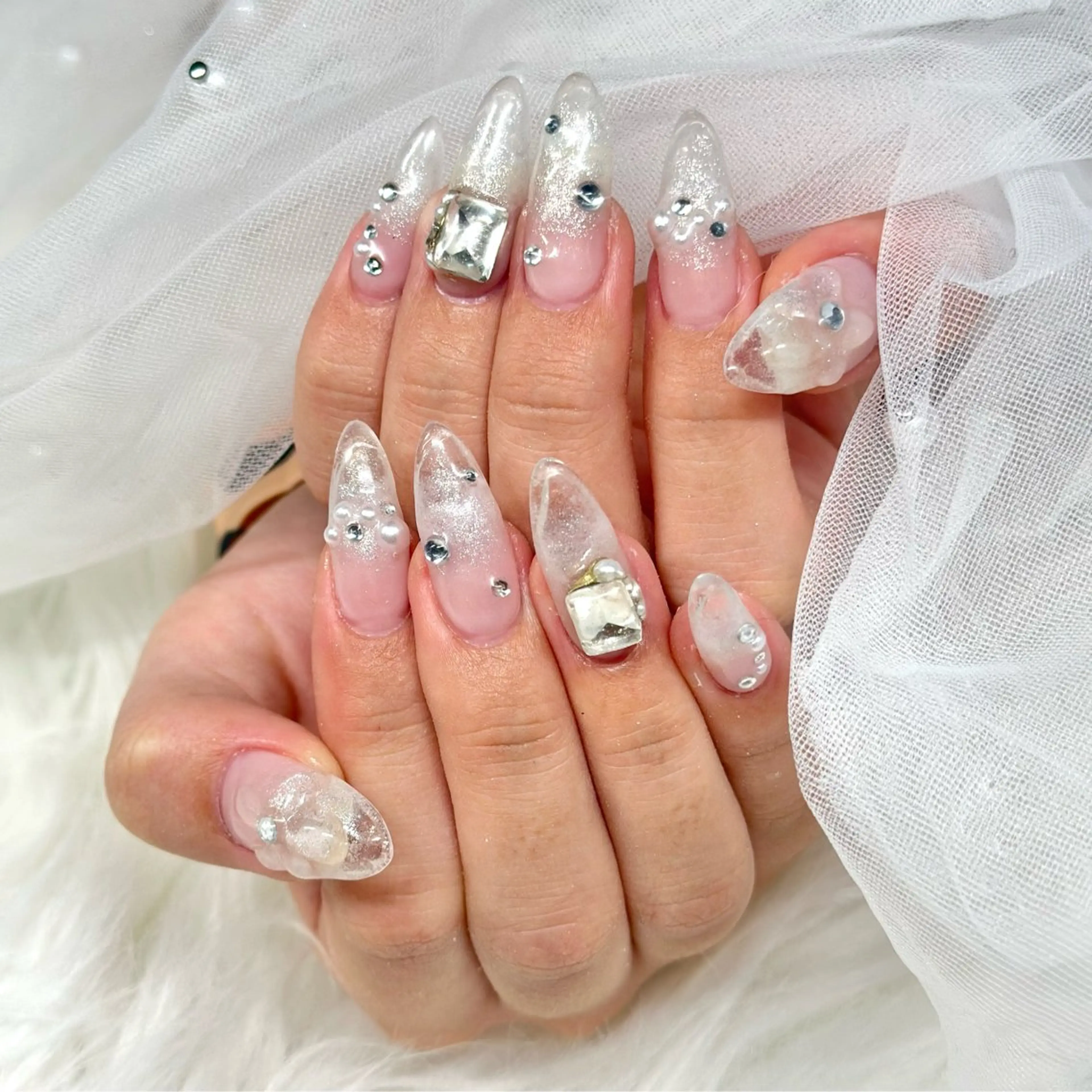 ネイル MIGHTY COLORのネイルデザイン