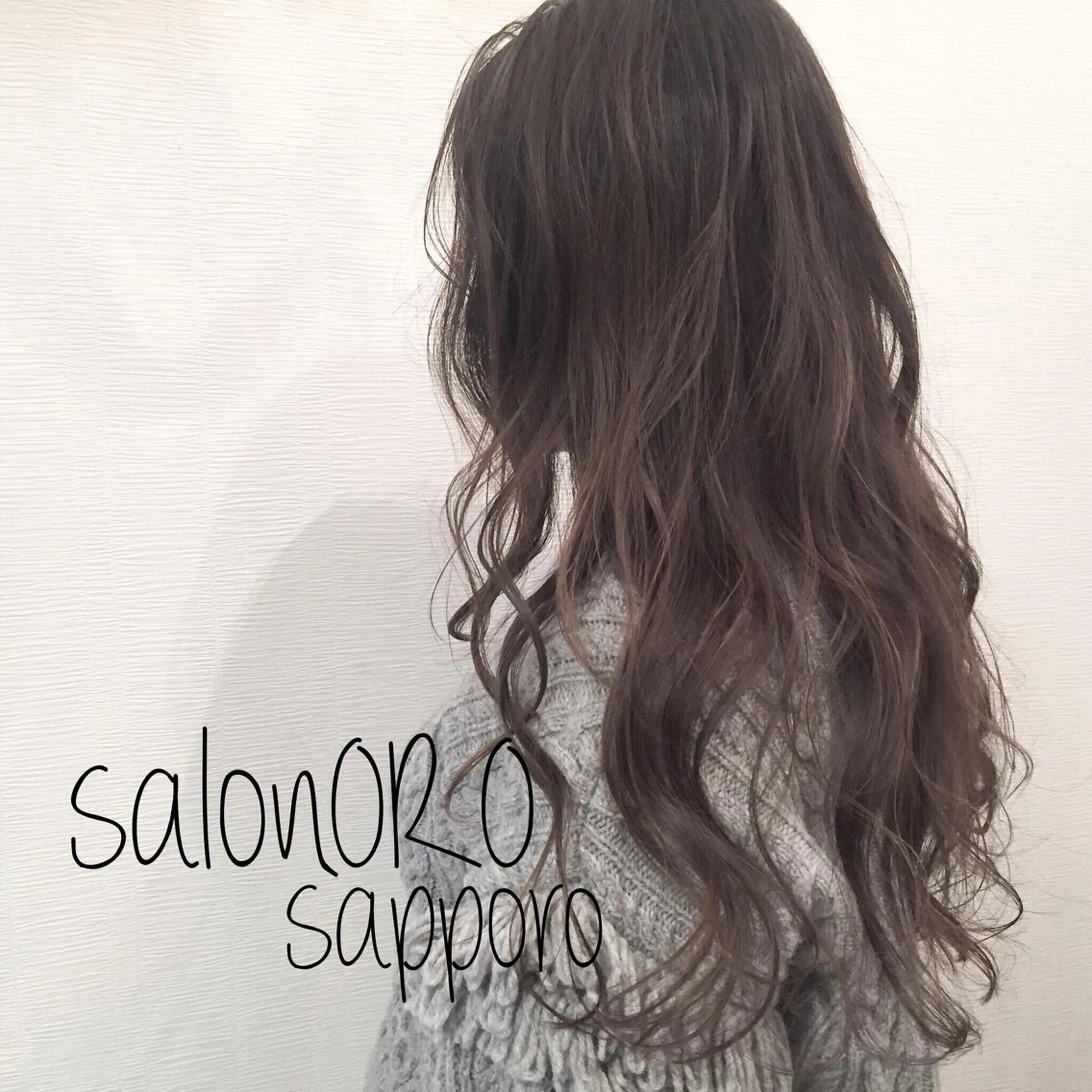 ロング カラー グラデーションカラー グレージュ ハイライトカラー ハイライト 似合わせカット カット ヘアカラー トリートメント toiro by lien hair atelier所属・池田 真由美のヘアスタイル