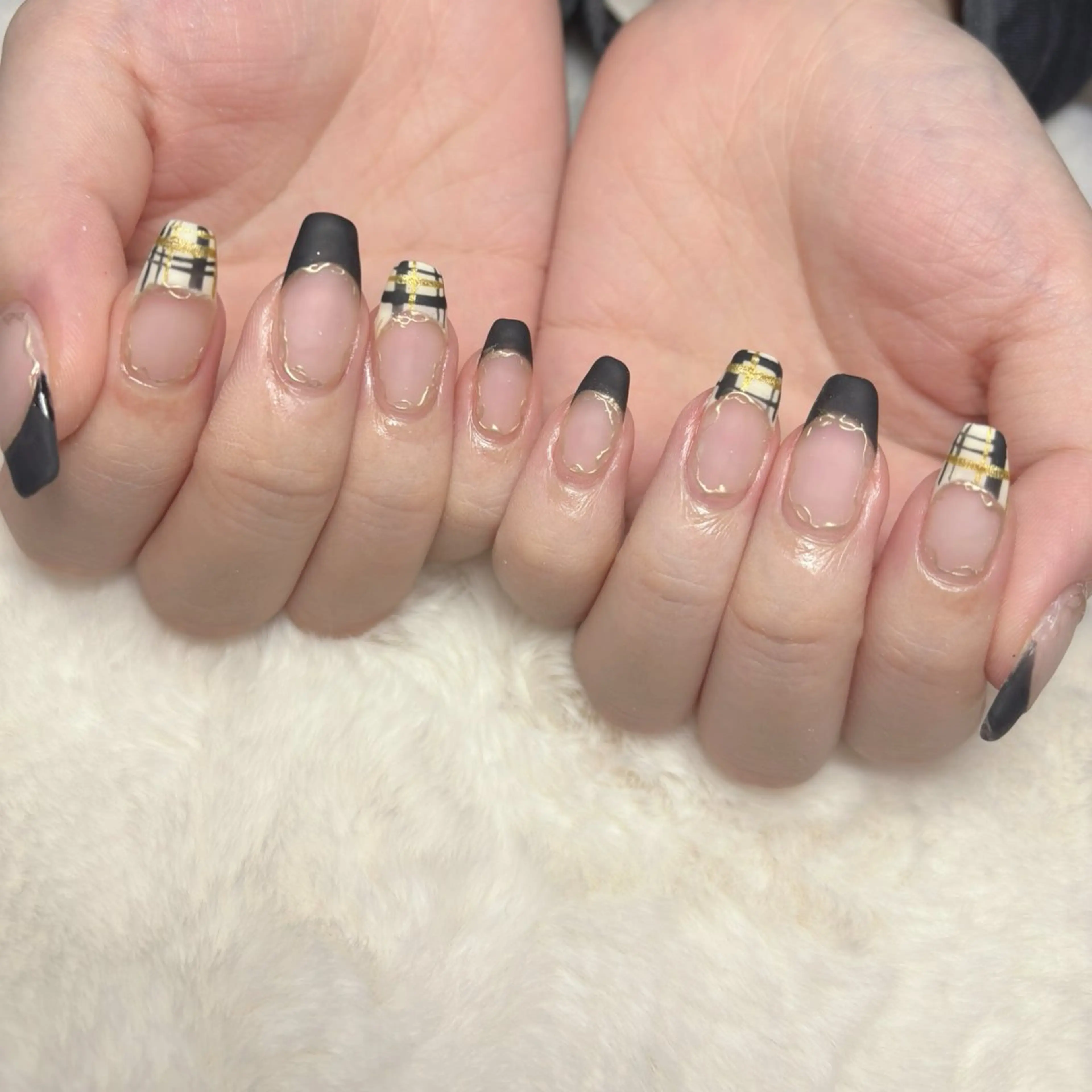 ネイル ハンドネイル STELLA ✩のネイルデザイン