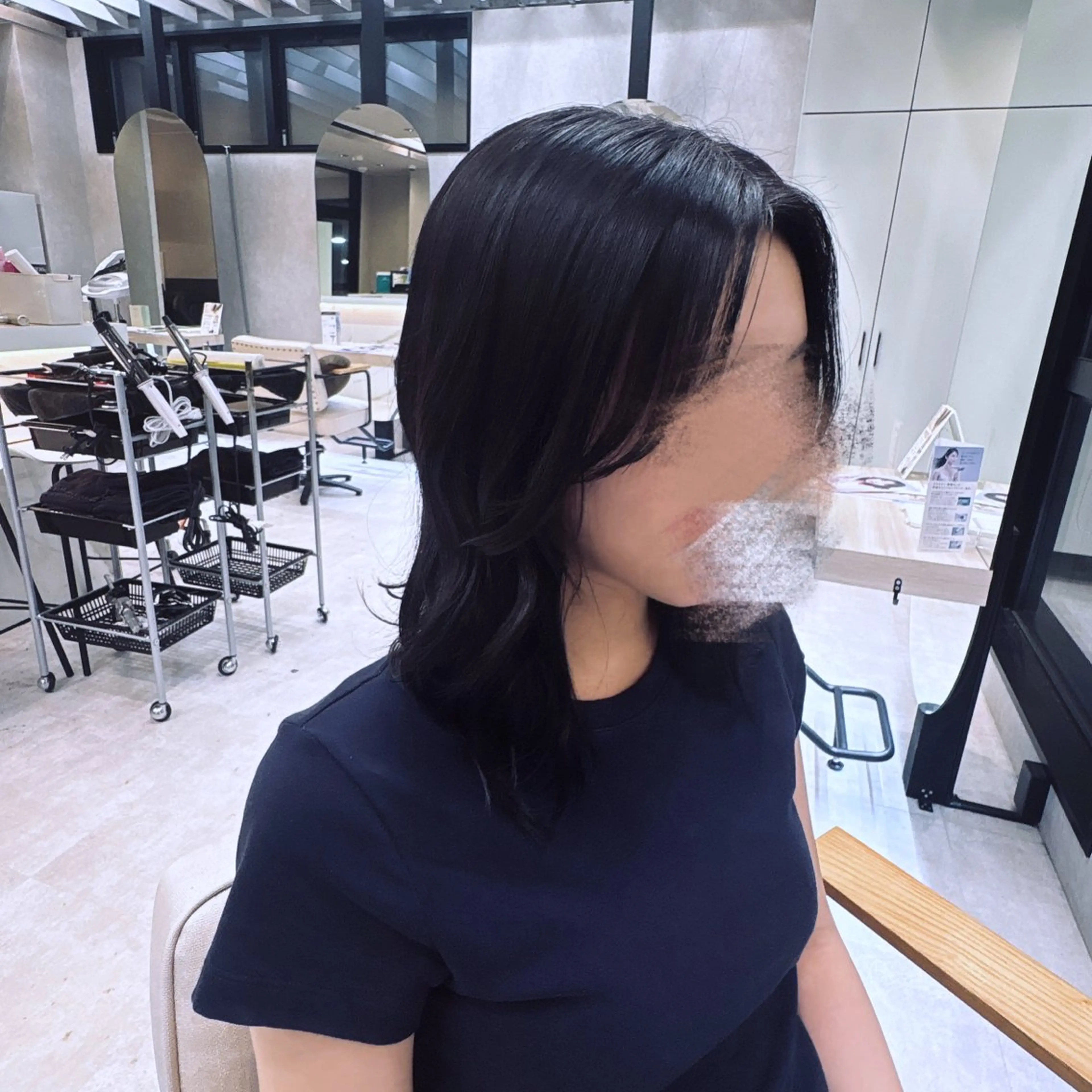 カラー 黒髪 ブルーカラー ブルーブラック ヘアカラー 笹木 怜羅のヘアスタイル