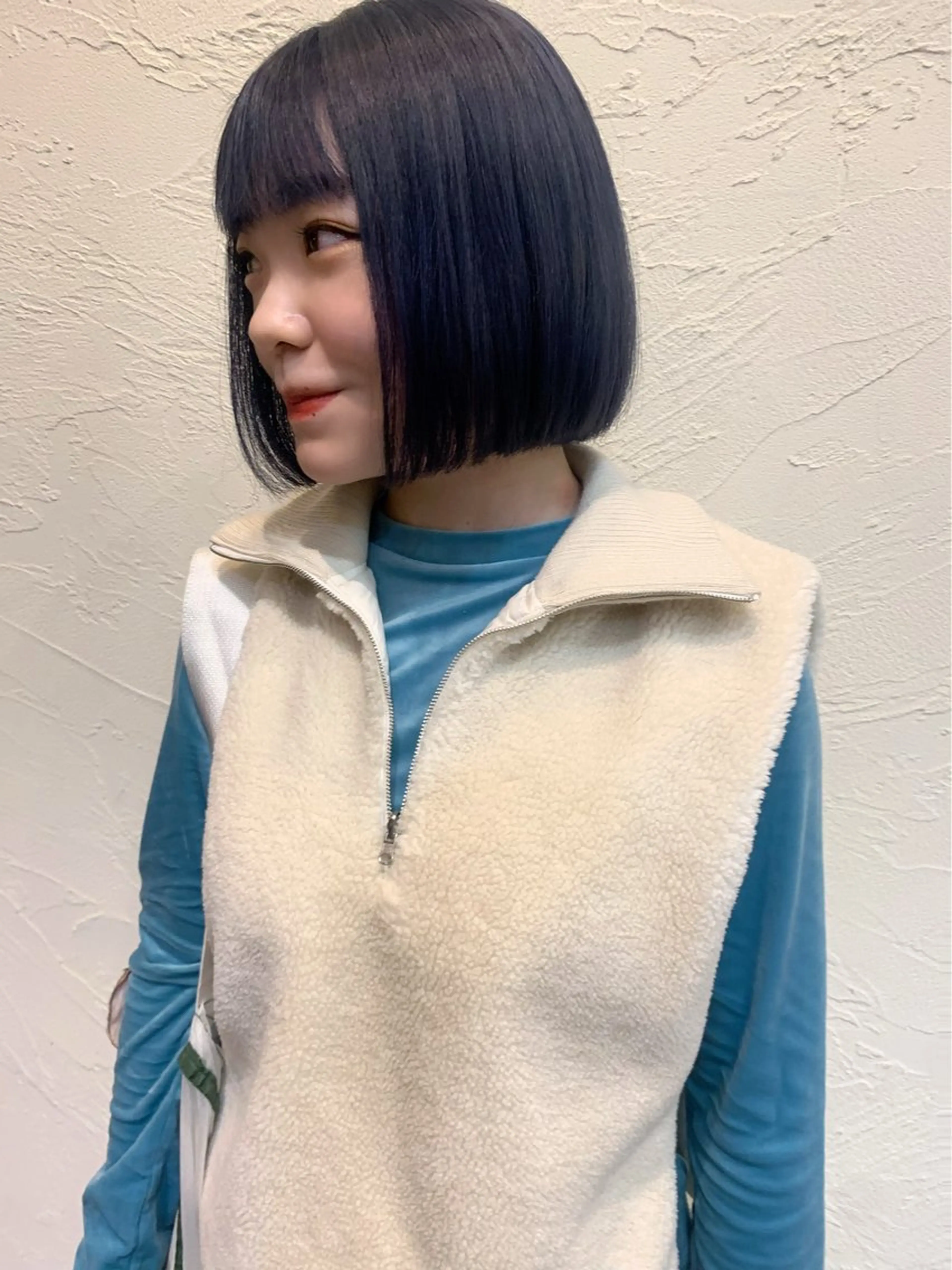 ショート カラー 庄司 朱里のヘアスタイル