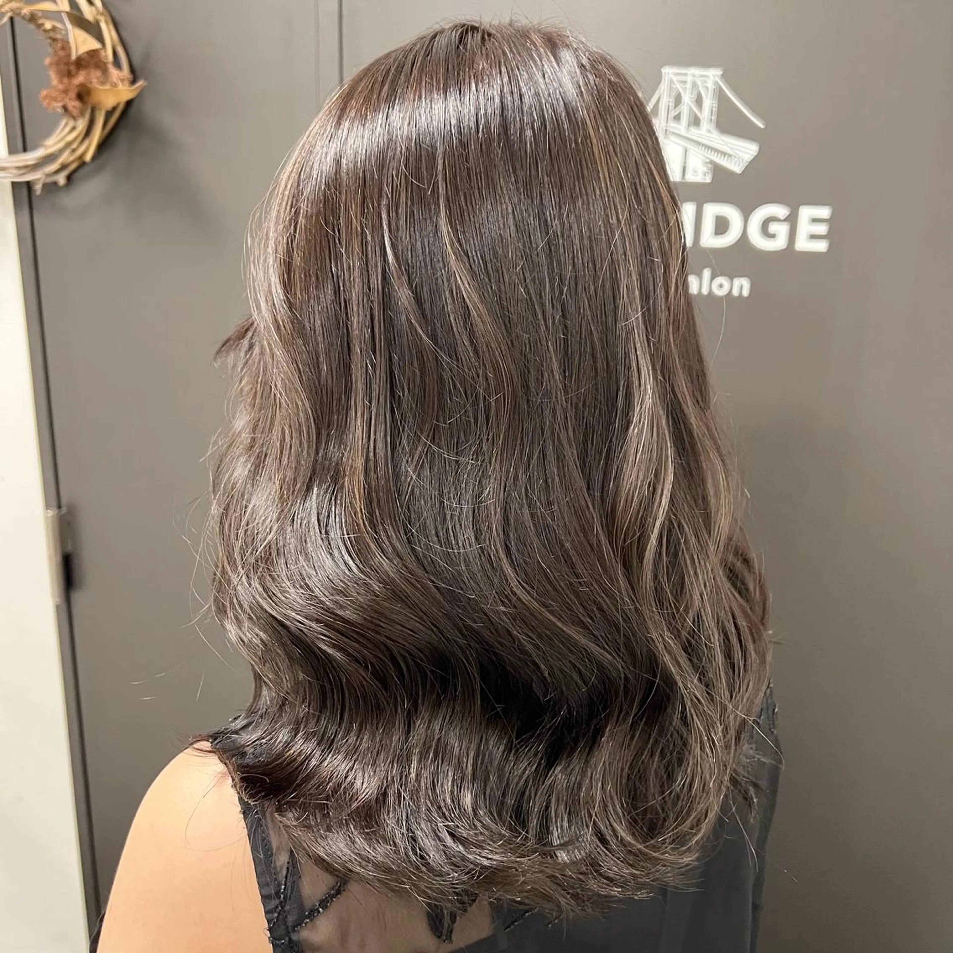 ロング カラー ハイライトカラー ハイライト Rino kanayama所属・Rino 金山 / 宮澤 萌のヘアスタイル