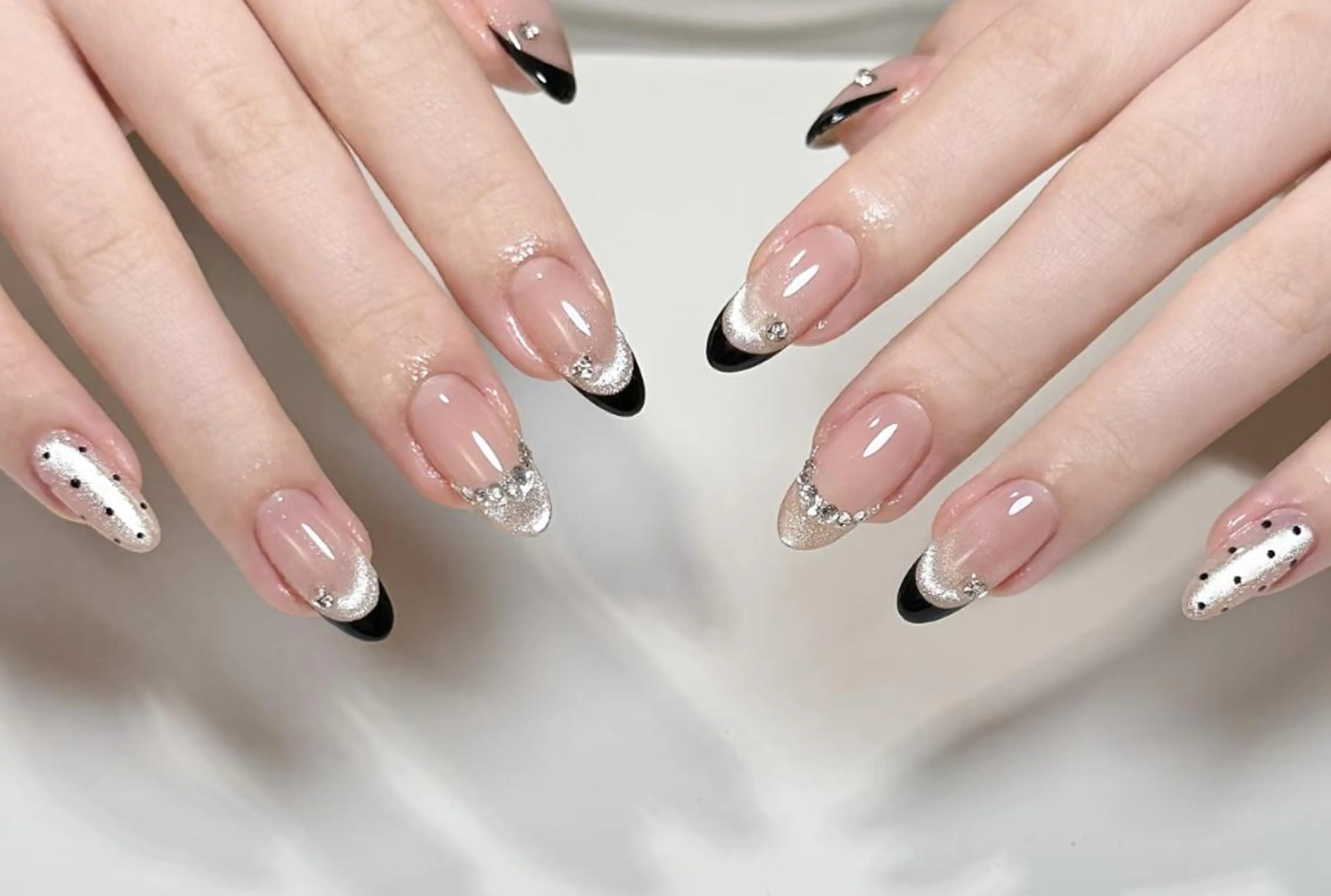 ネイル ハンドネイル Pure&Rich Nailのネイルデザイン