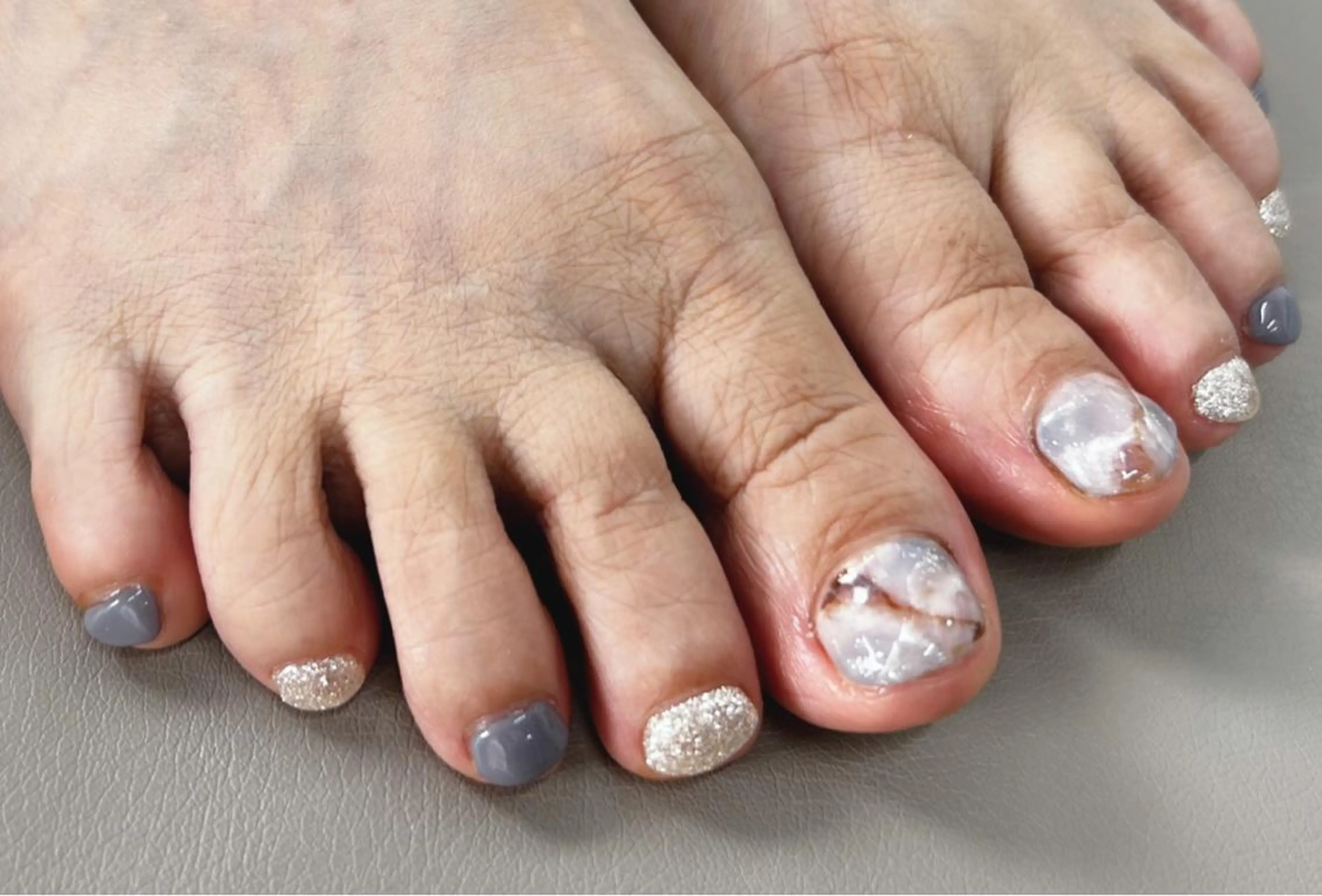 ネイル アートネイル フットネイル 大理石ネイル(マーブル) シンプルネイル フットネイル Nail Salon agré所属・agré ネイルサロン　アグレのネイルデザイン