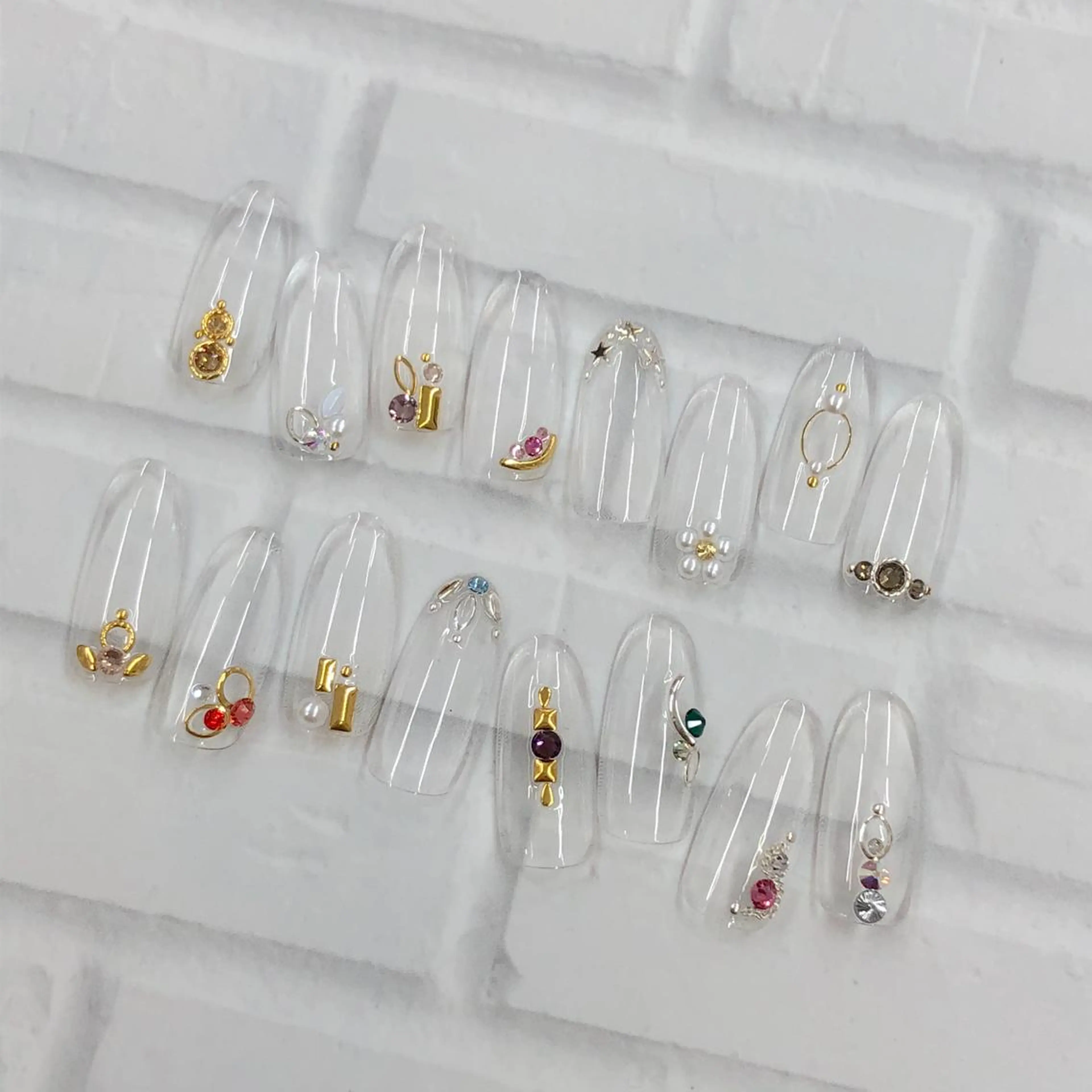 ネイル ストーンネイル Glück ...所属・Glück... chikakoのネイルデザイン