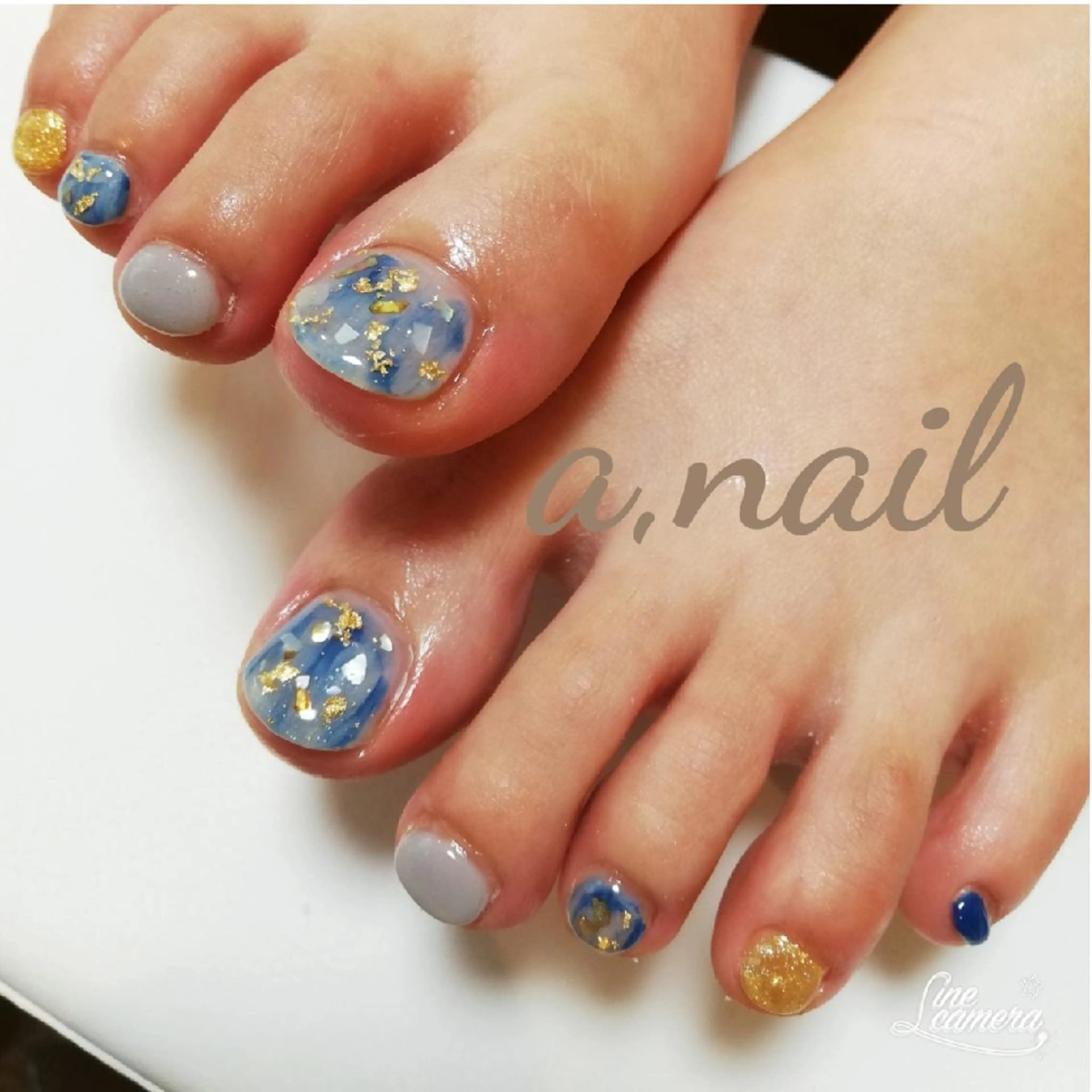 ネイル ラメ(グリッター) ネイビー フットネイル ネイルサロン エーネイルのネイルデザイン