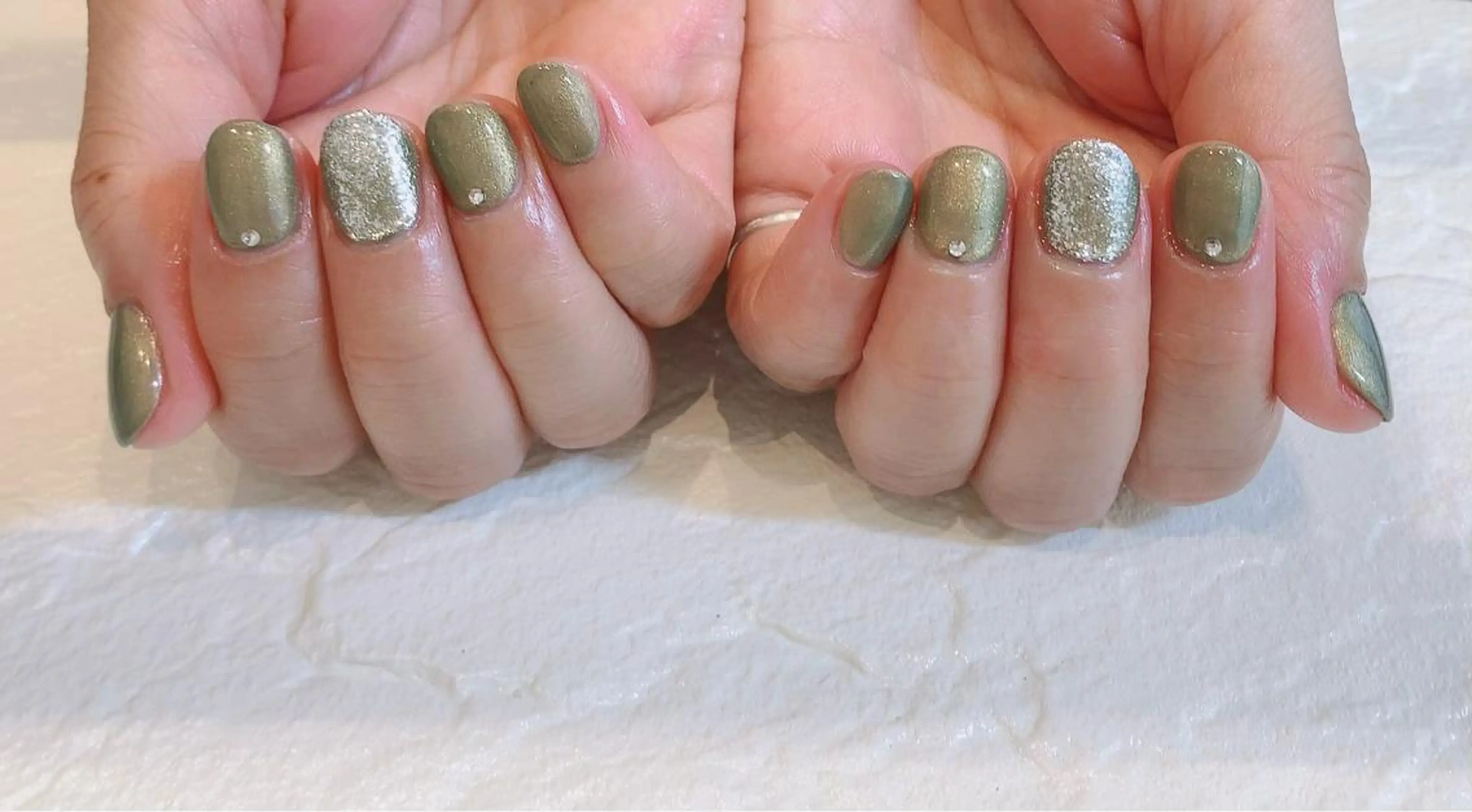 ネイル トータルビューティサロン cure所属・mika nailのネイルデザイン