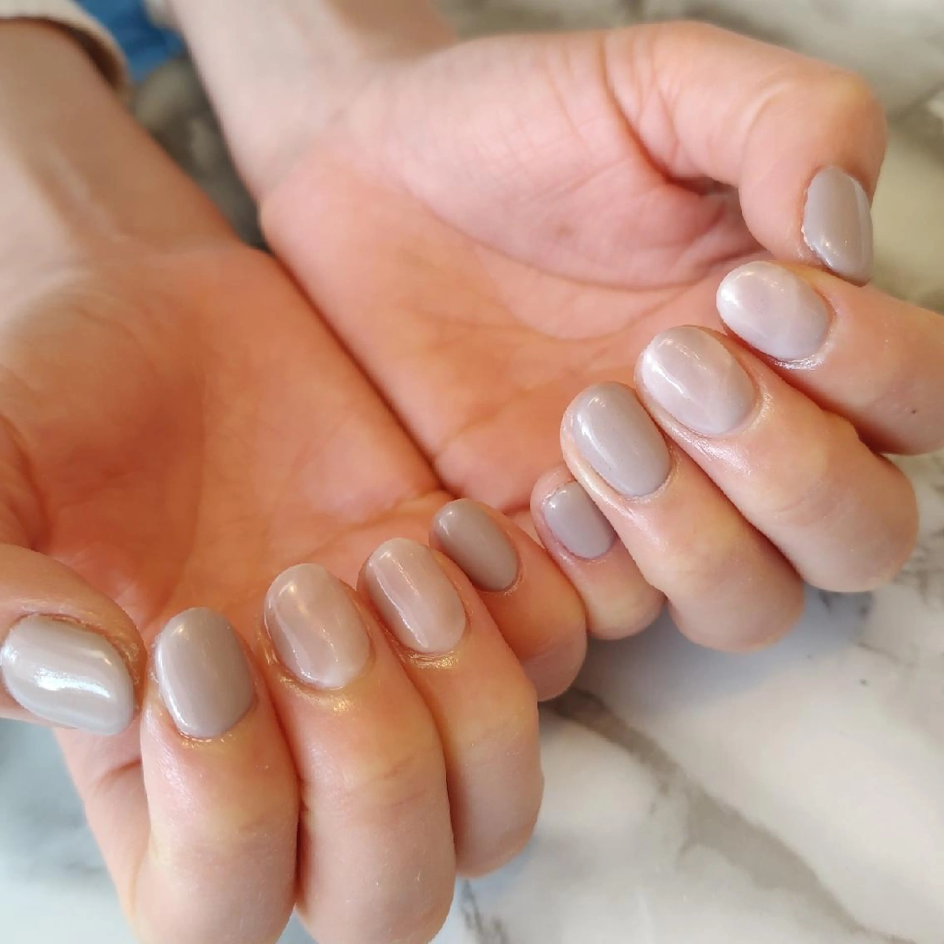 ネイル ジェヌインネイル 河内のネイルデザイン