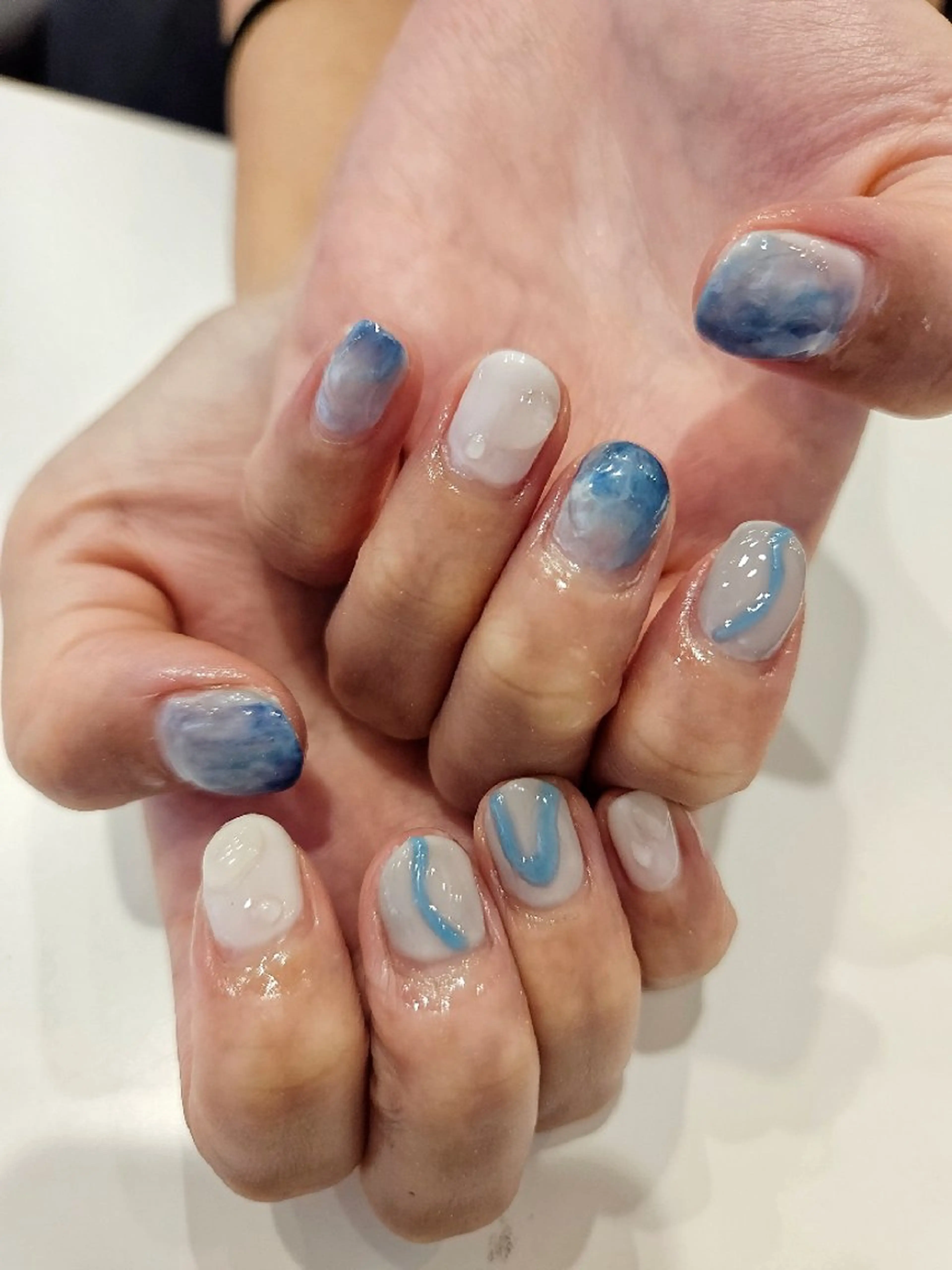 ネイル ハンドネイル 関口 友菜のヘアスタイル