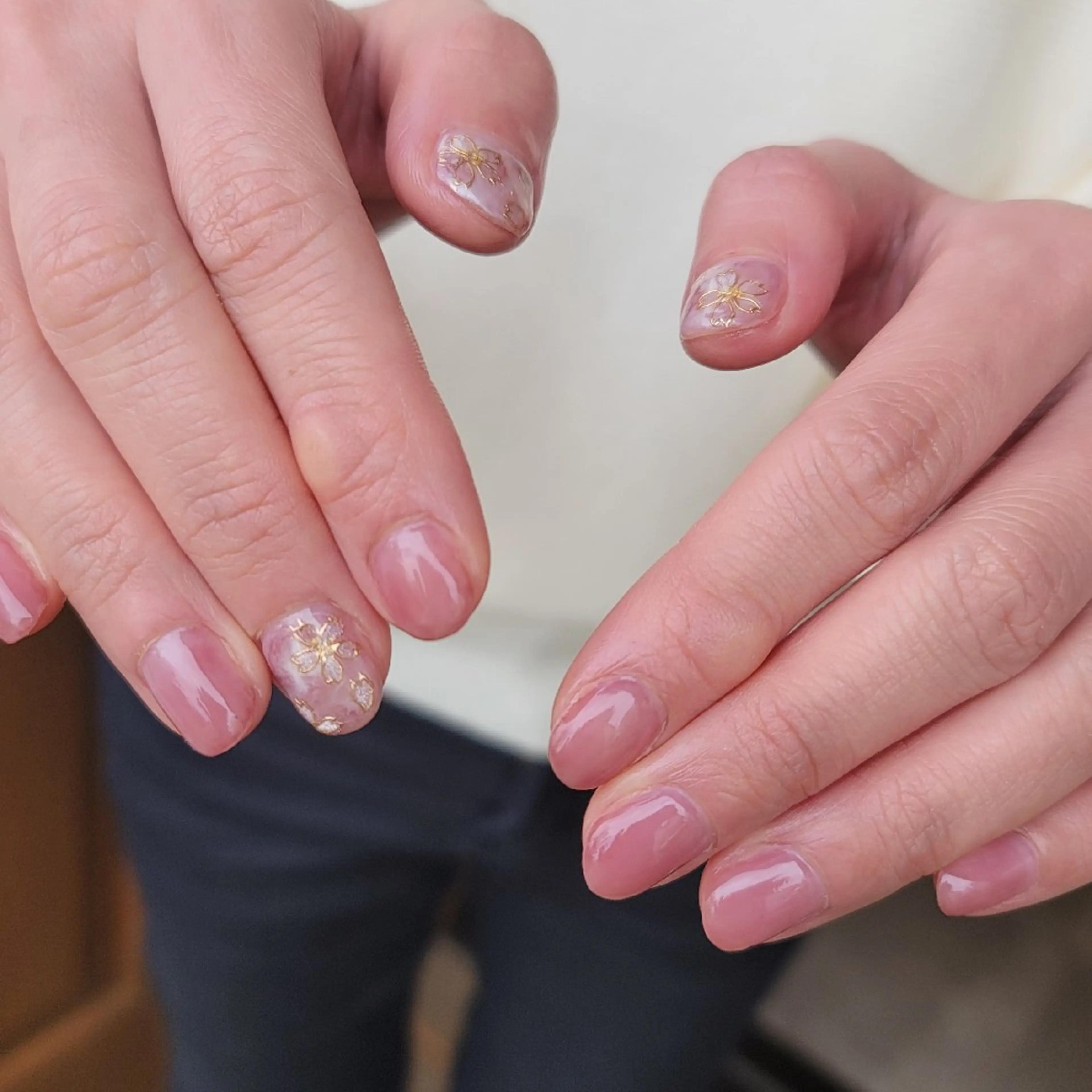 ネイル 桜ネイル 🌲🌳🚪iiit o🌲🌳🌲のネイルデザイン