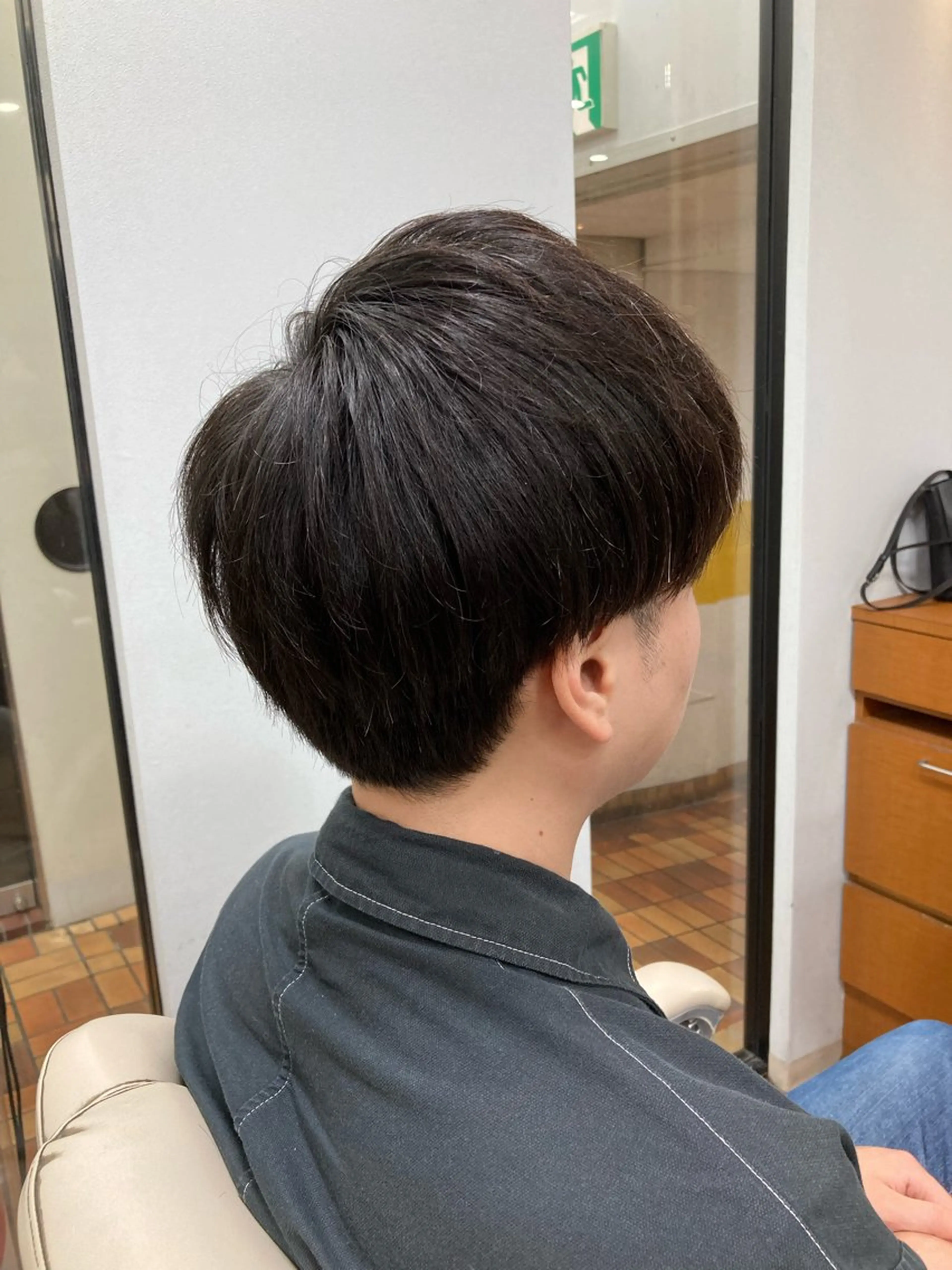 ショート レイヤーカット メンズ特化サロン なかはしのヘアスタイル