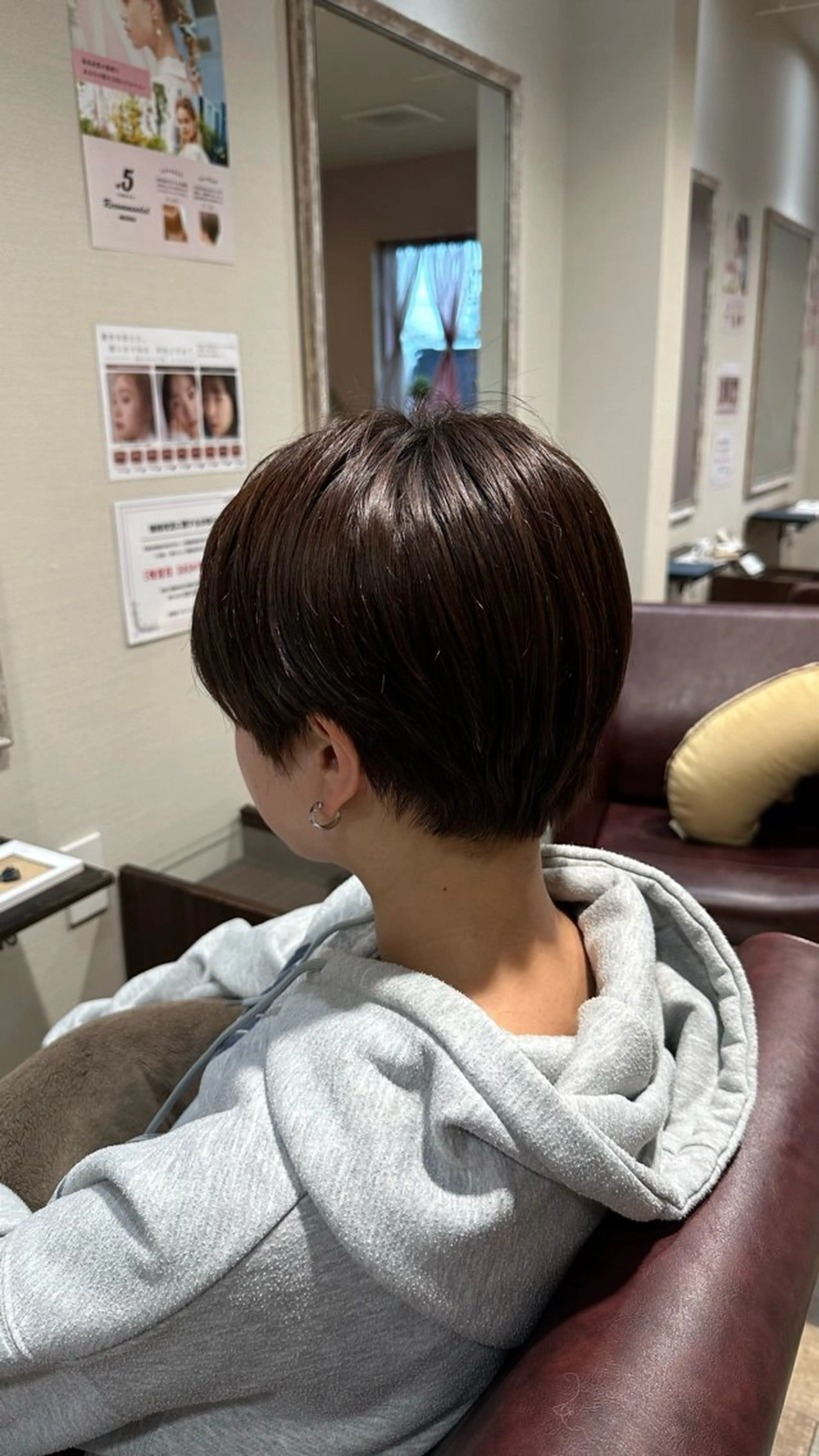 ショート ショートヘア カット 柔らかいcolor ￤韓国￤🩰マユ🩰のヘアスタイル