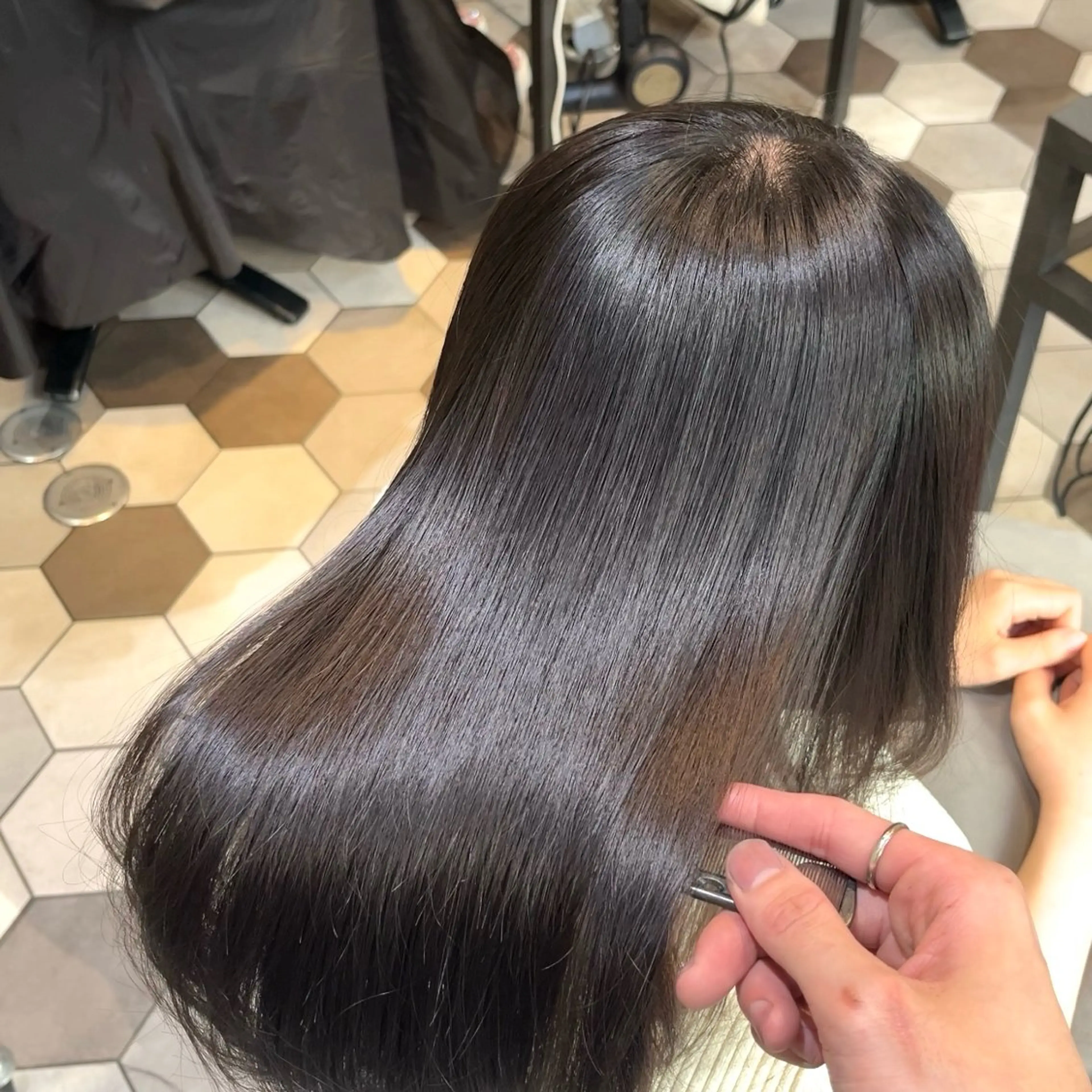 ロング カット 縮毛矯正 トリートメント 石原 悠貴のヘアスタイル