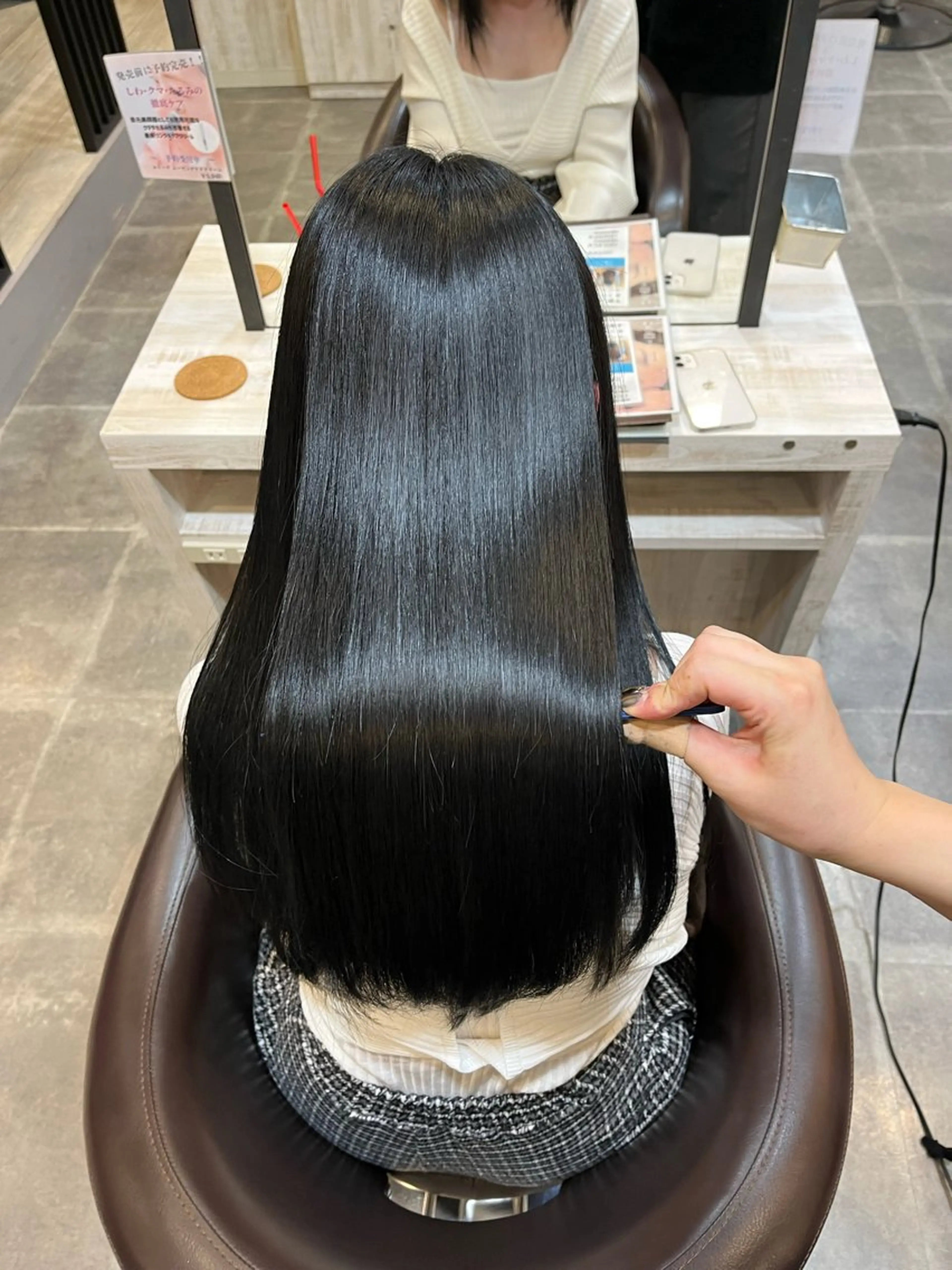 𝗕𝗼𝗻𝗵𝗲𝘂𝗿西梅田所属・ノンダメージ® 稲垣  いおりのヘアスタイル