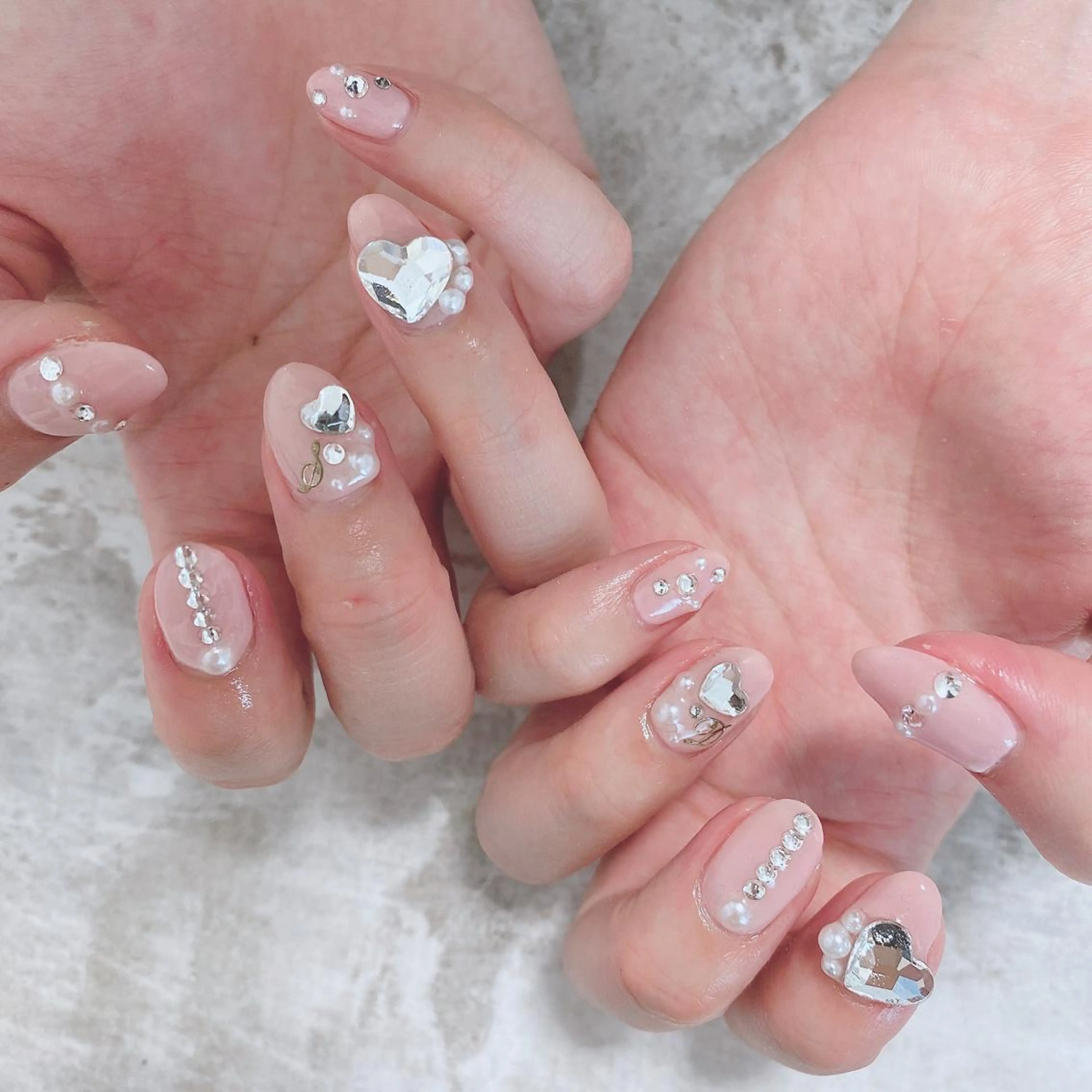 ネイル 吉岡 裕子のネイルデザイン