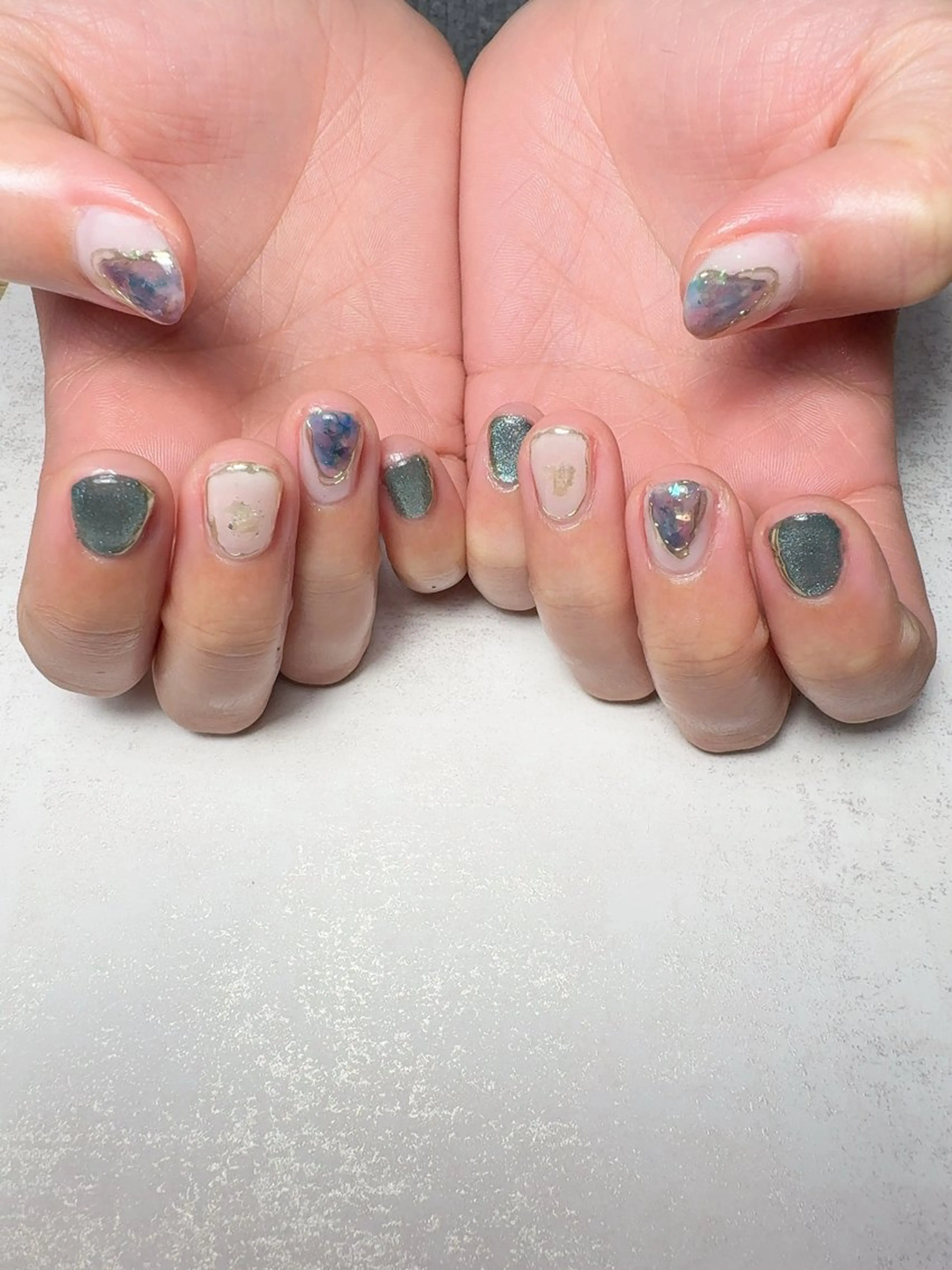 ネイル ニュアンスネイル Li-fra MIZUKIのネイルデザイン