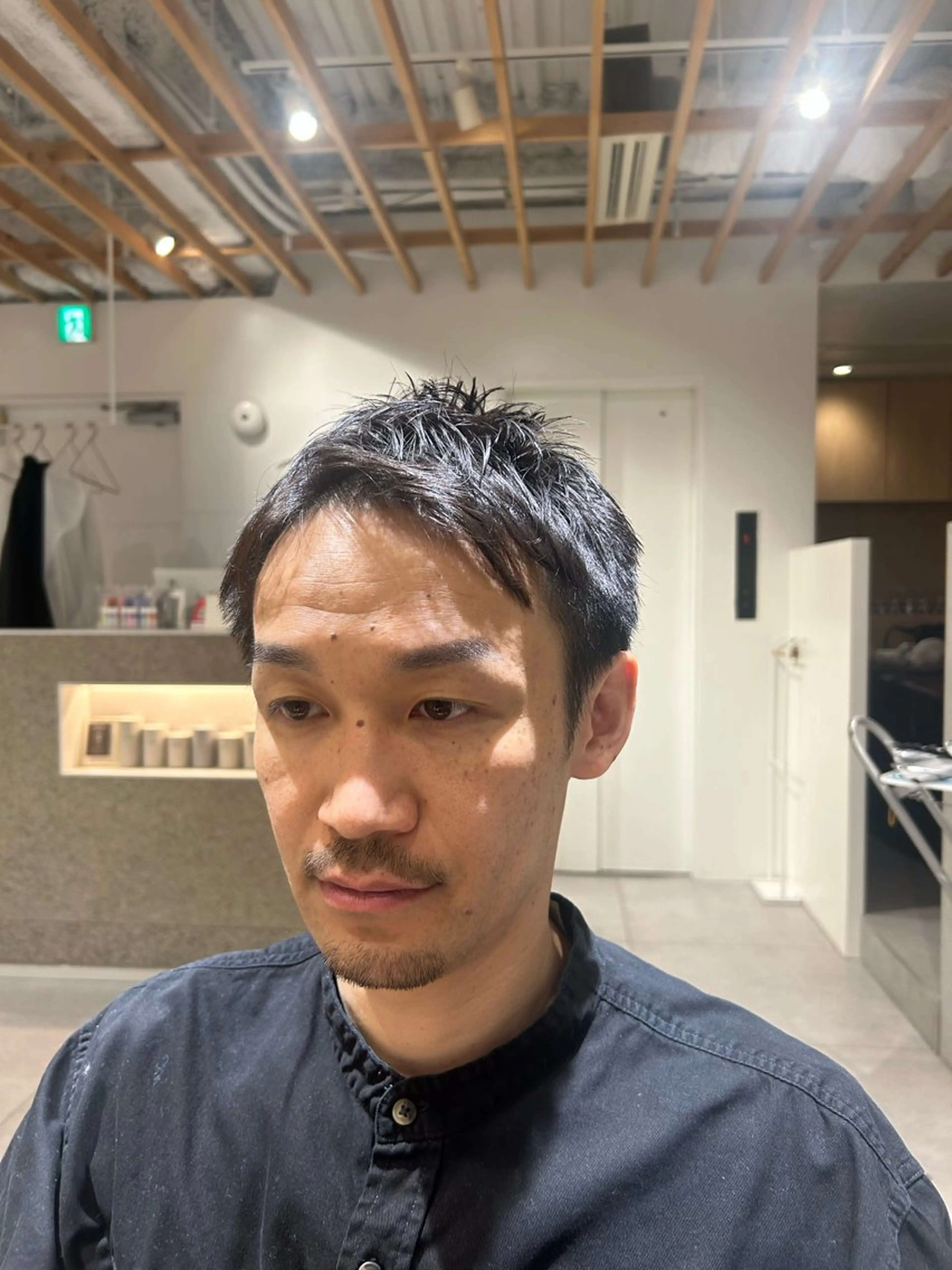 メンズ ビジネス カット ヘッドスパ three.北浜所属・前竹 那生のヘアスタイル