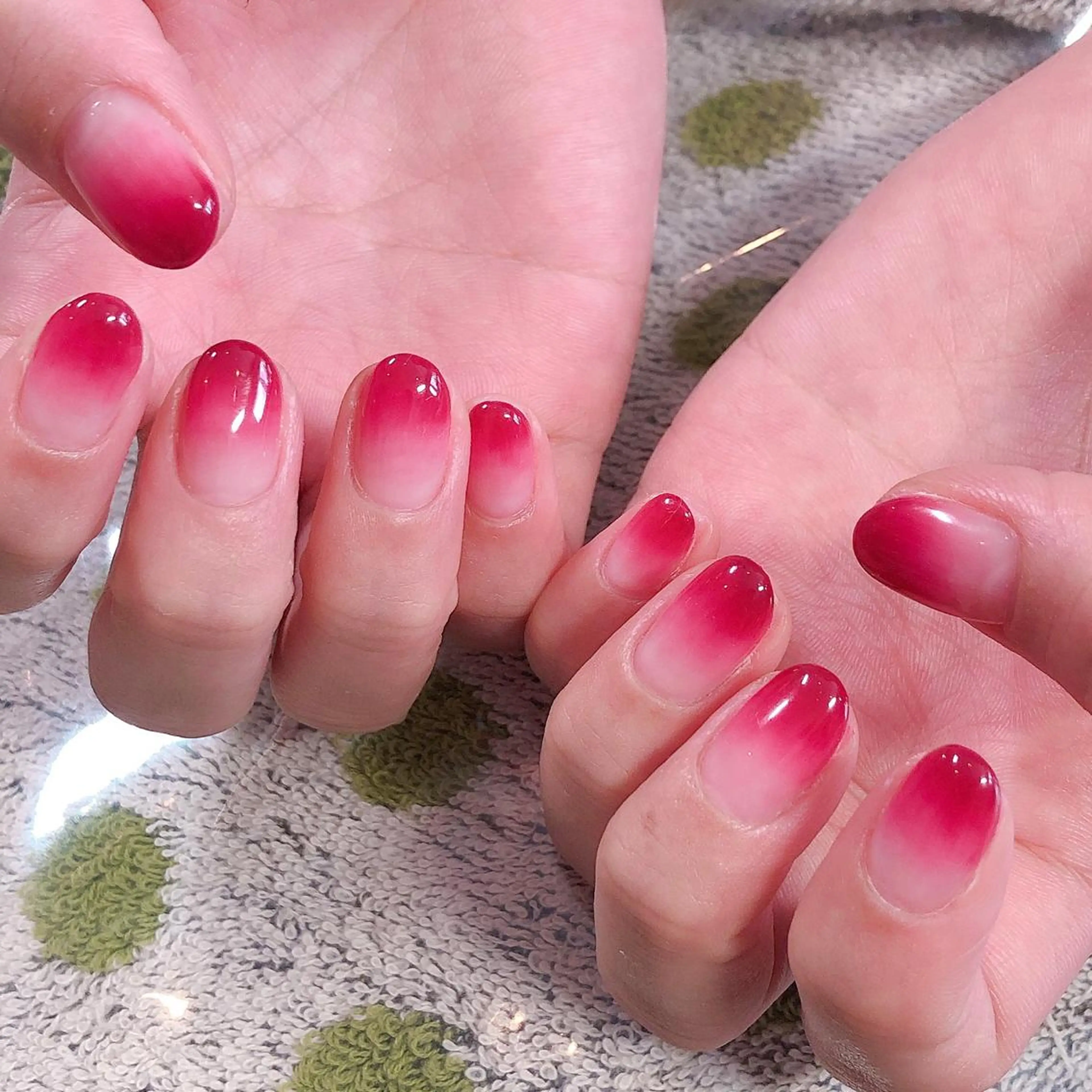 ネイル グラデーション ハンドネイル Fuffy所属・フーフィー Fuffyのネイルデザイン