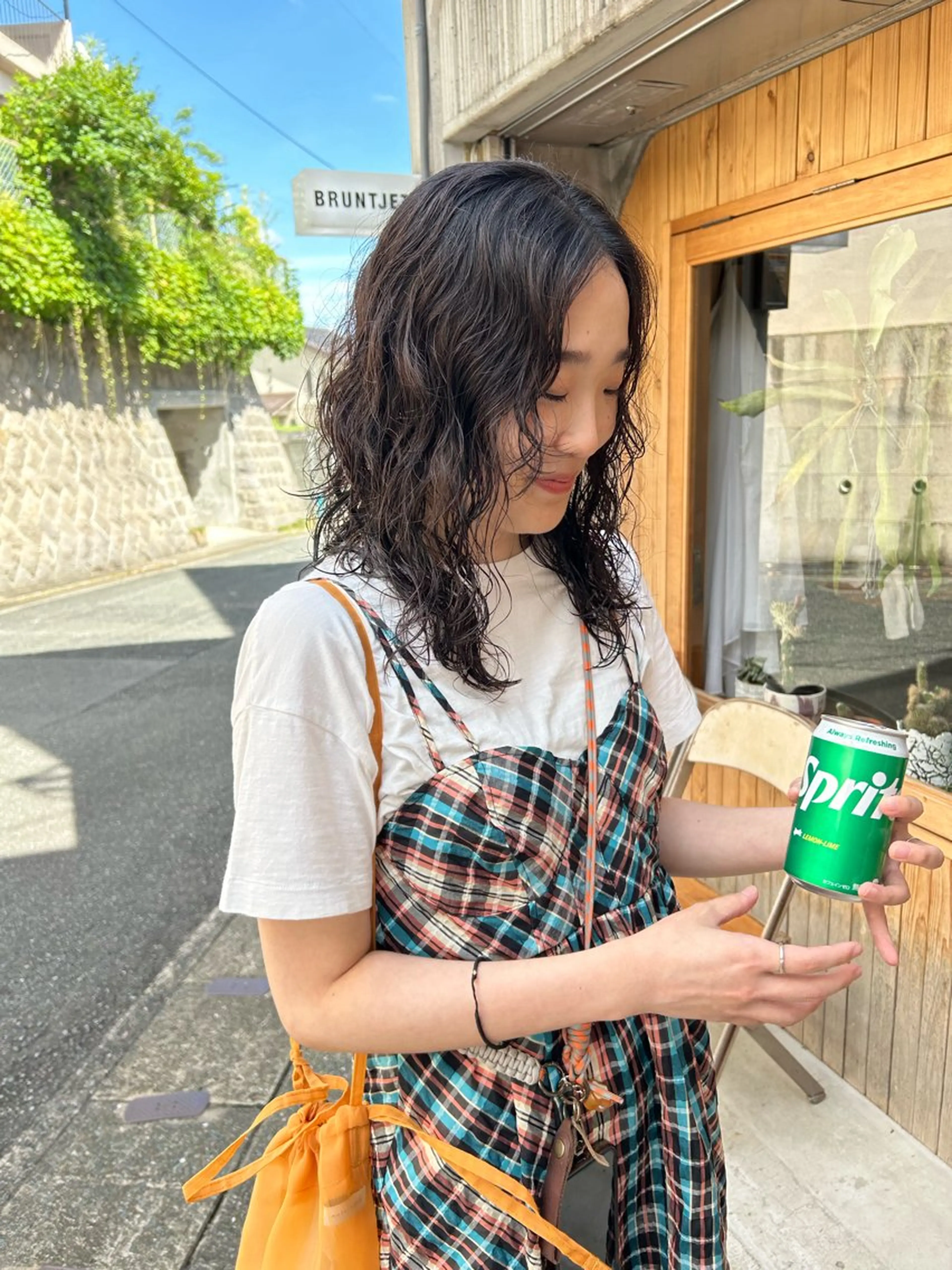 ミディアム カラー パーマ BRUNTJET所属・MAEDA MADOKAのヘアスタイル