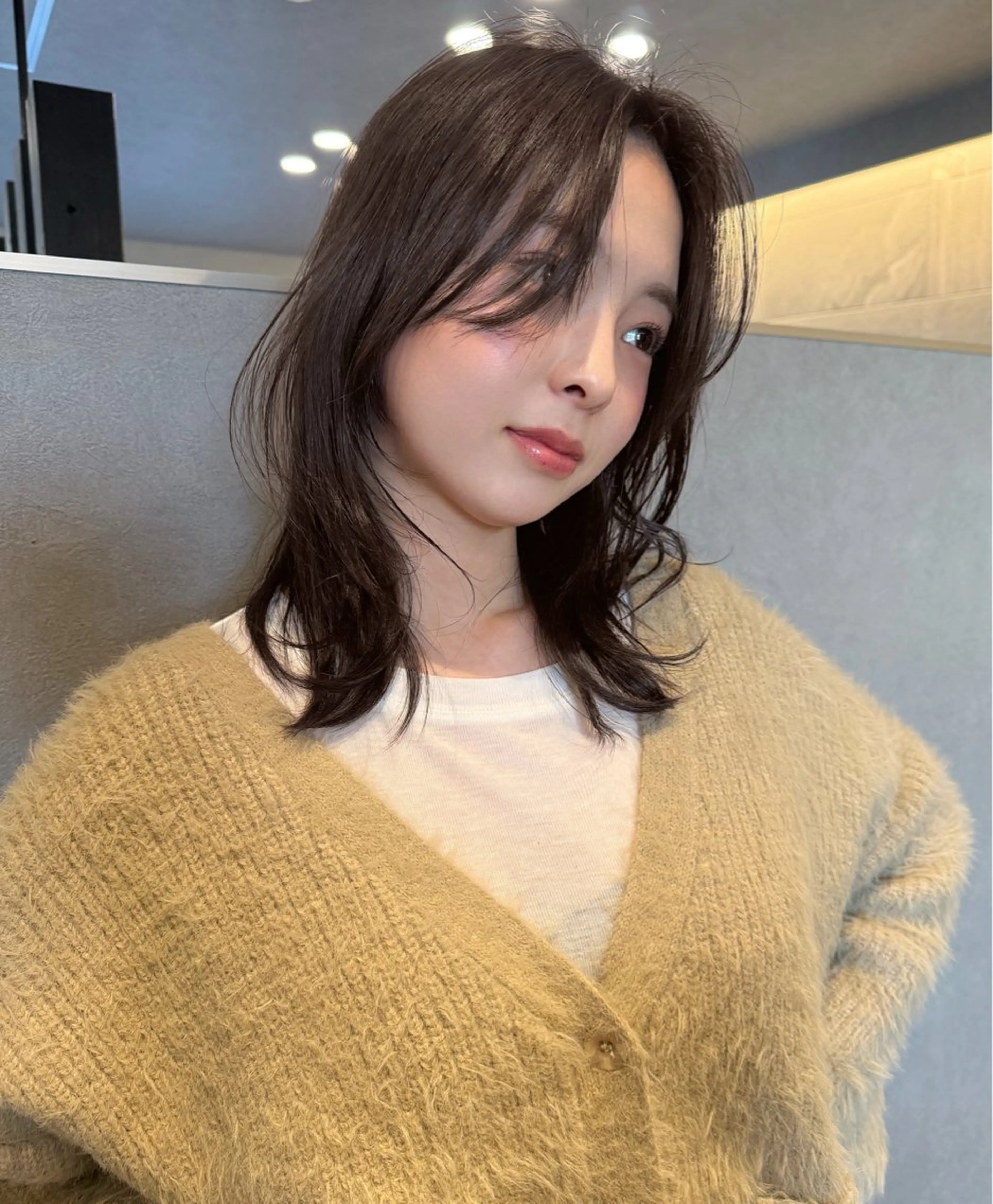 ミディアム カラー レイヤーカット カット ヘアカラー トリートメント 透明カラー/レイヤー misaki °＊のヘアスタイル