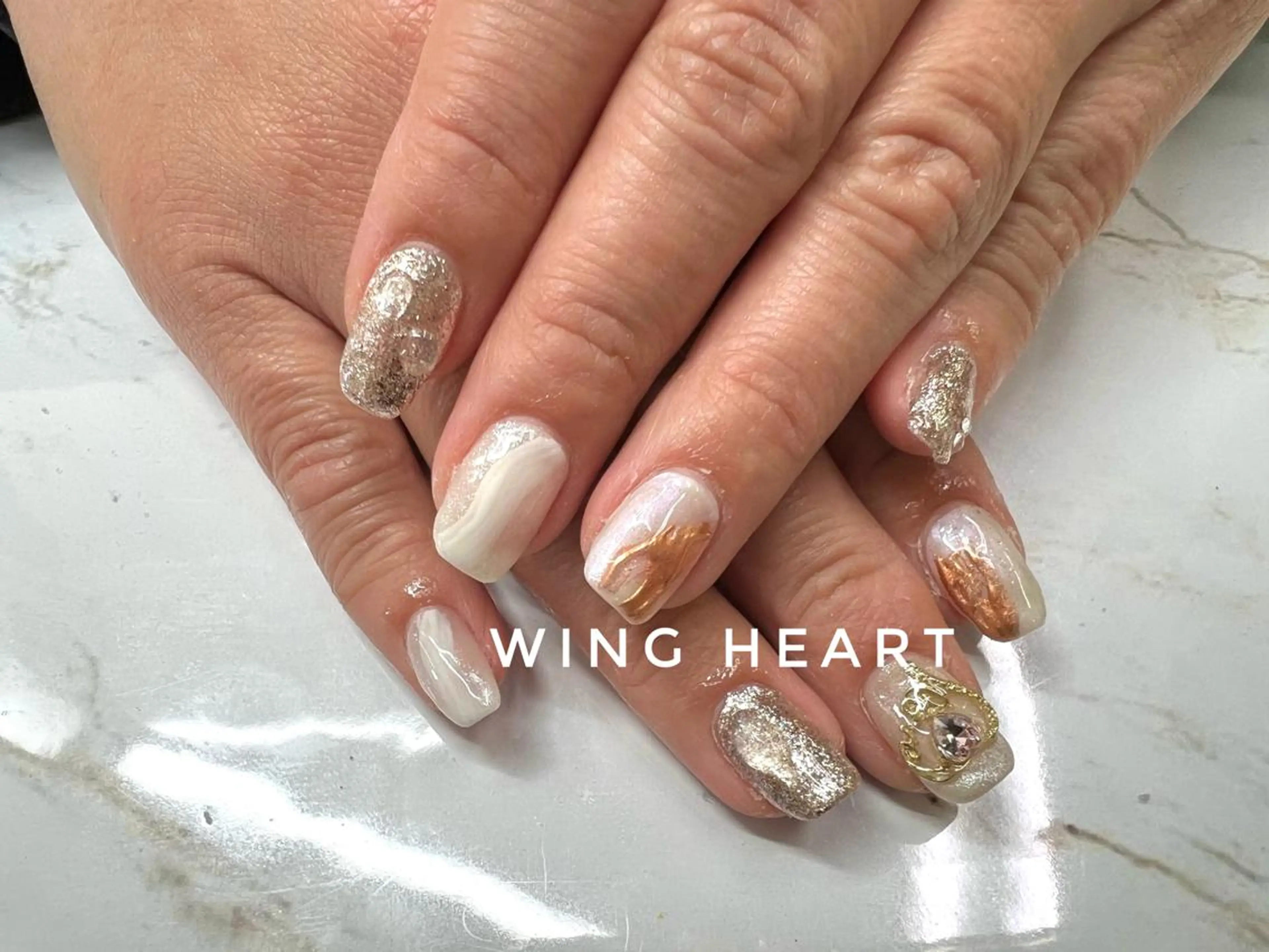 ネイル I. AYUMIのネイルデザイン