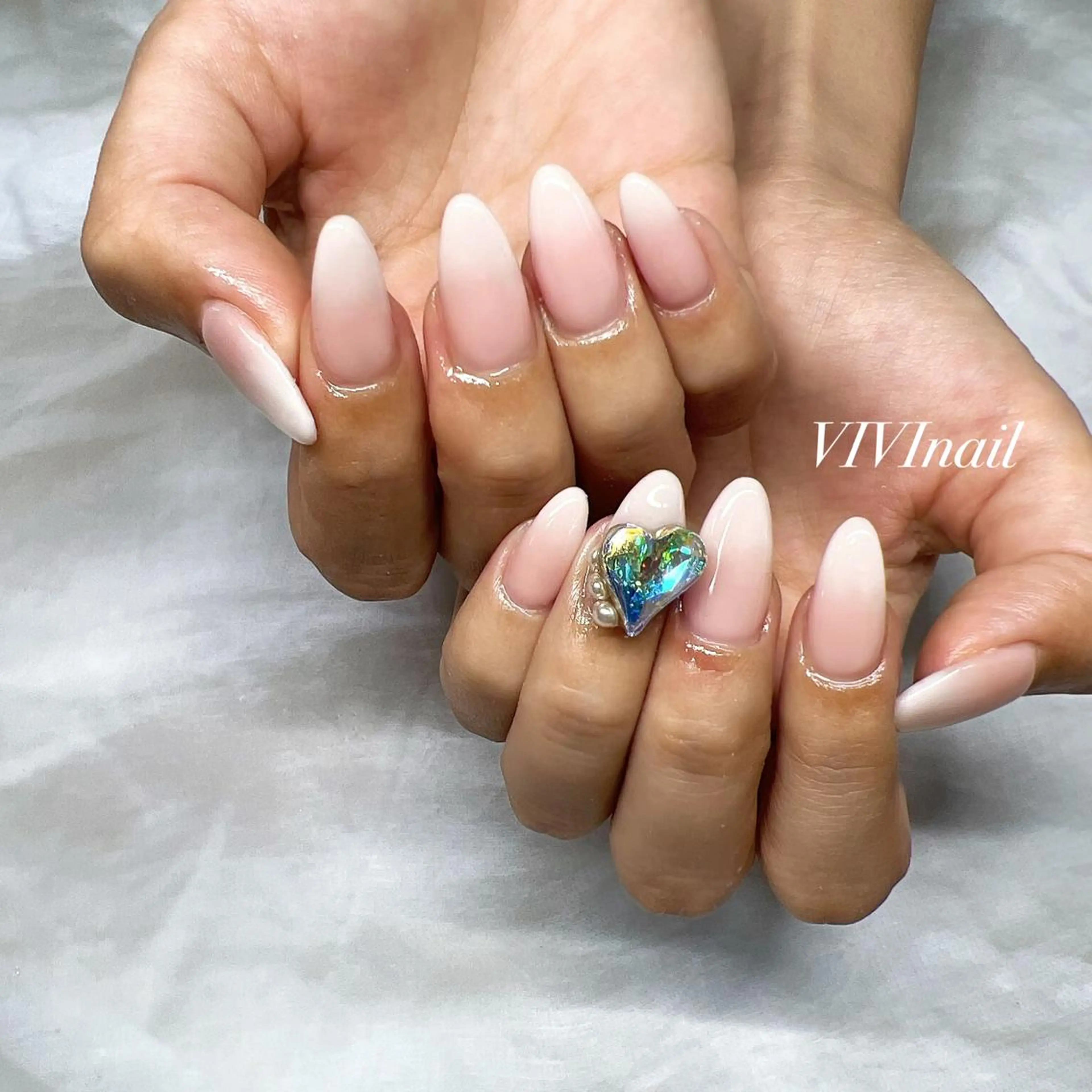 ネイル ハンドネイル vivi nailのネイルデザイン