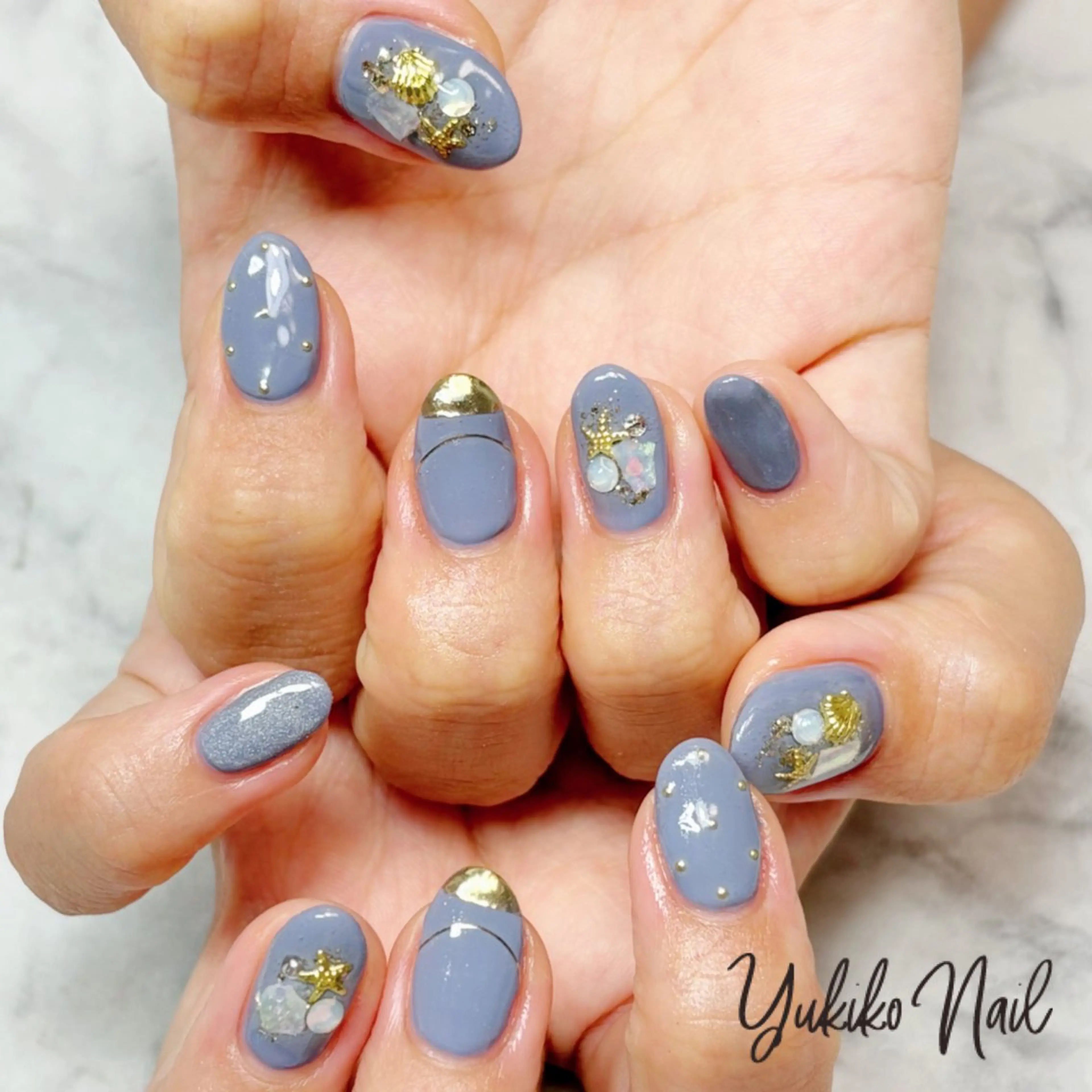 ネイル ブルー ミラーネイル 夏ネイル ハンドネイル ユキコ ネイルのネイルデザイン