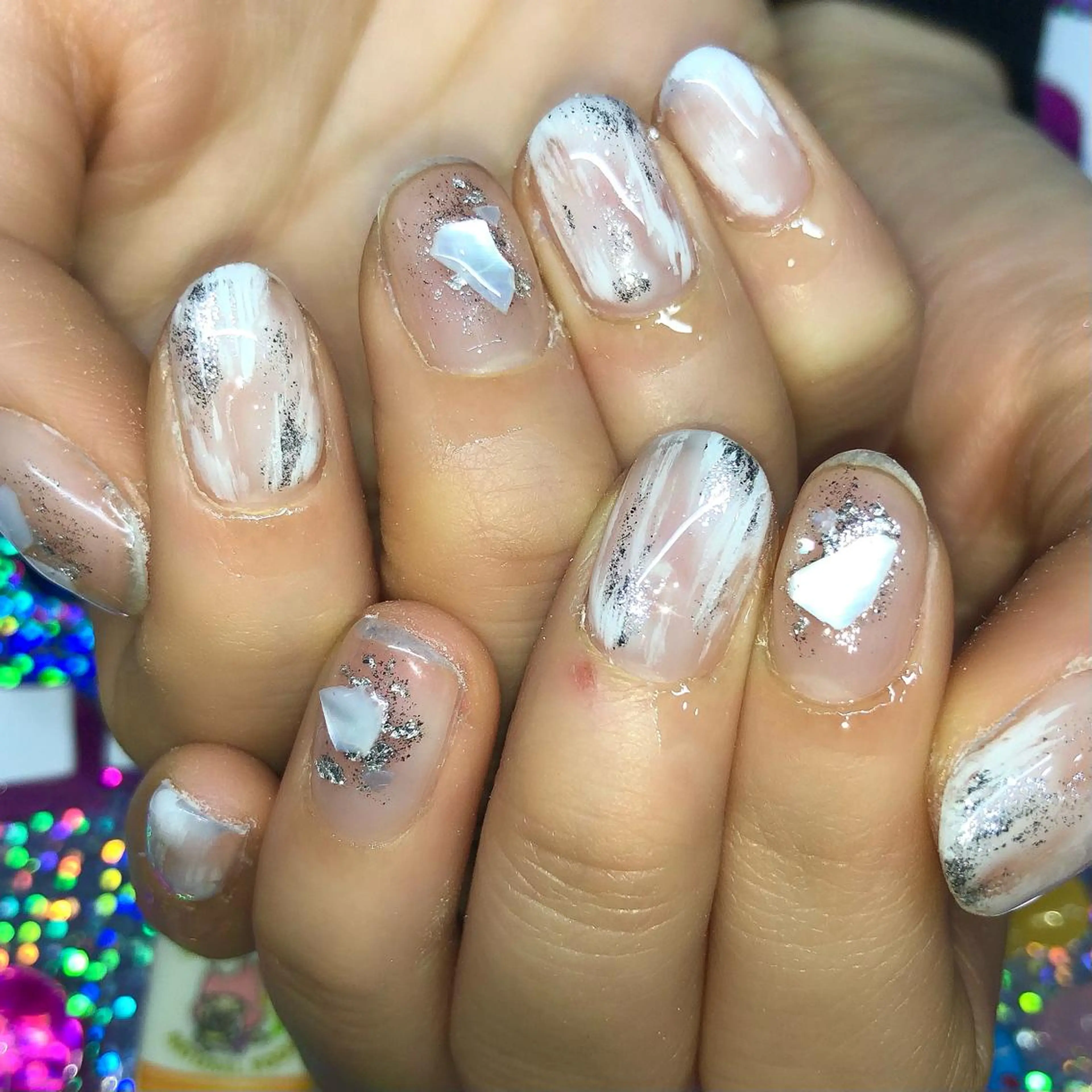 ネイル 持ち込み ニュアンスネイル ホワイト ハンドネイル 【Yappy🌈】 💖P-tanaのネイルデザイン