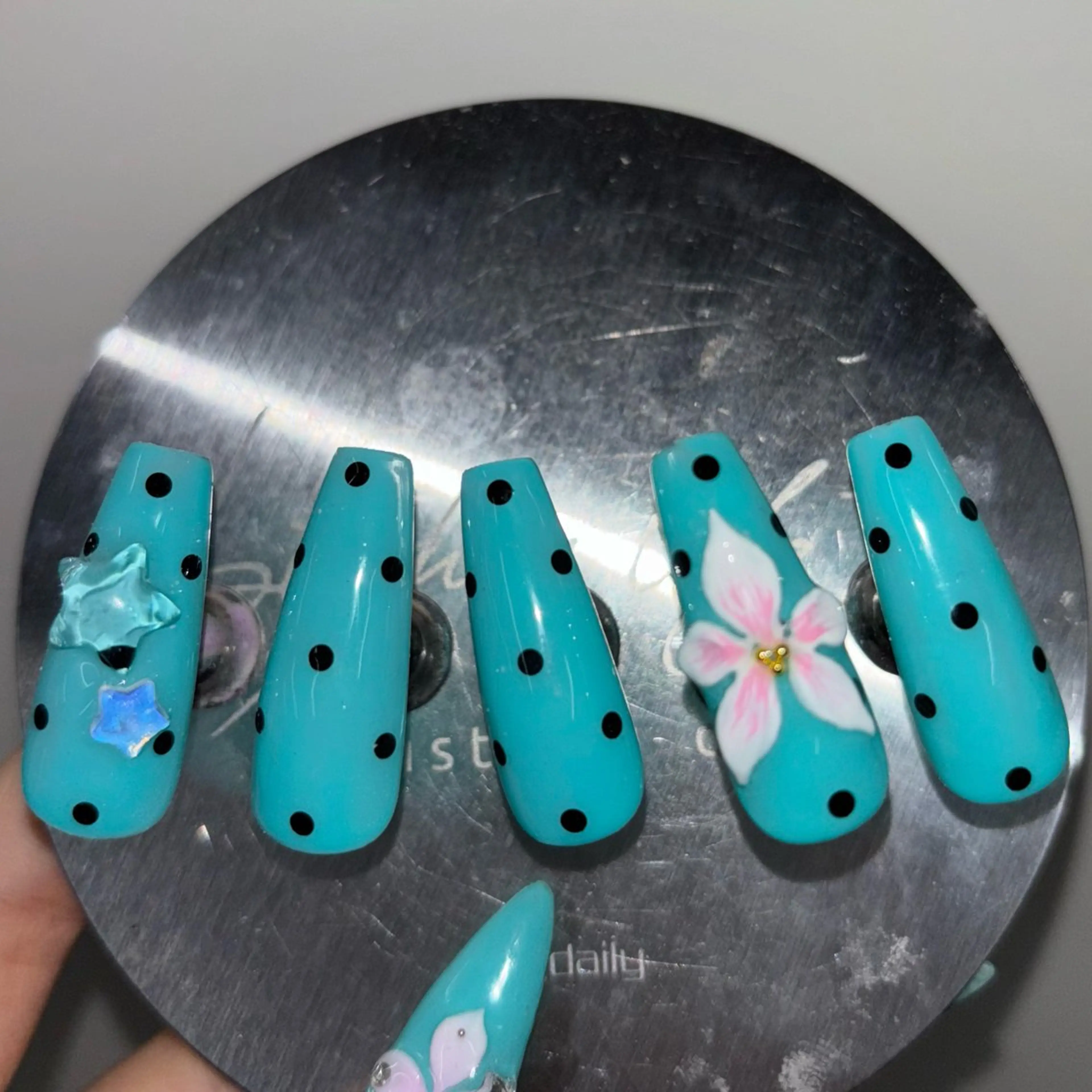 ネイル schon所属・Schon Yuinaのネイルデザイン